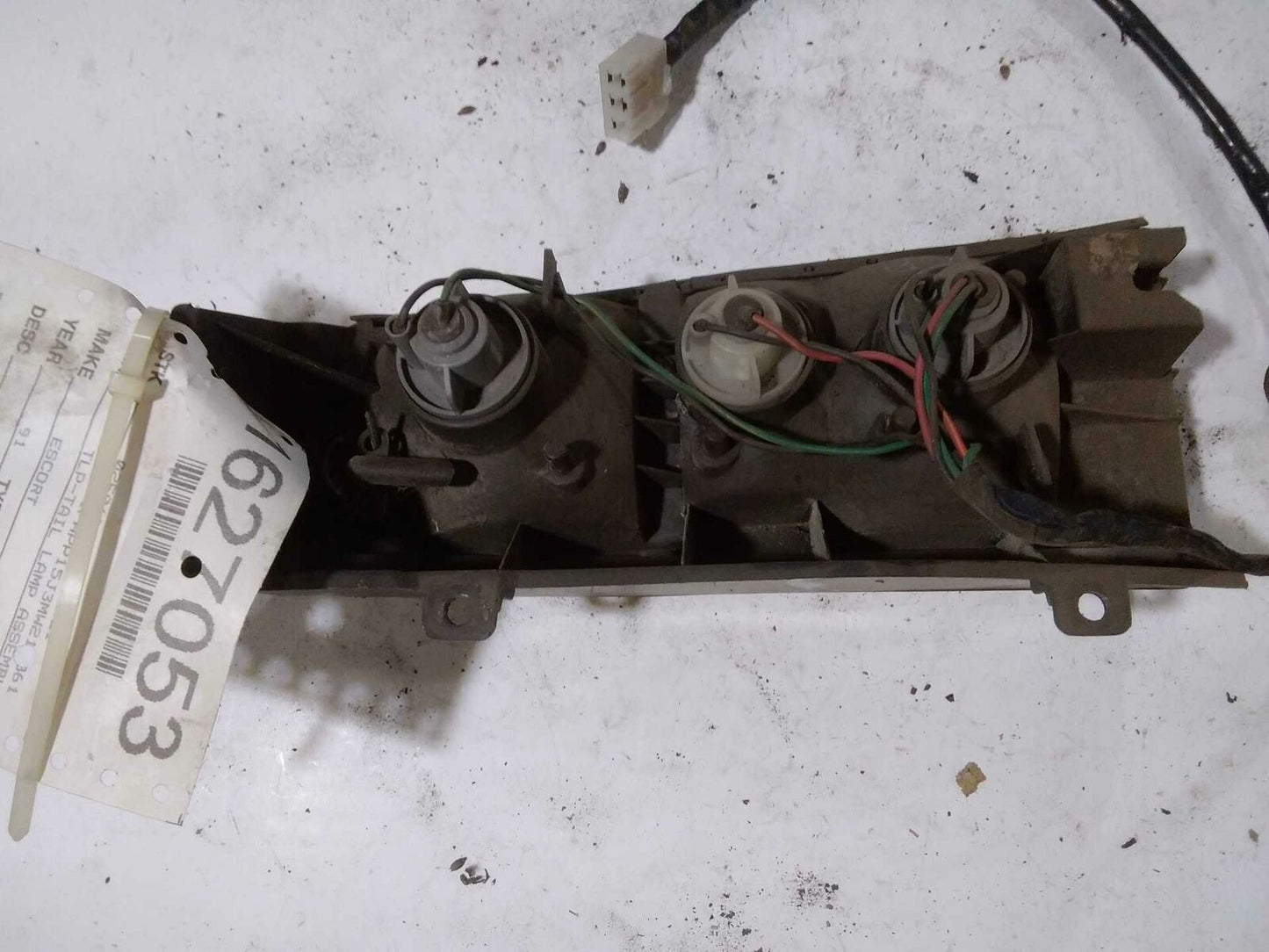 Tail Light Assembly FORD ESCORT Left 91 92 93 94 95 96