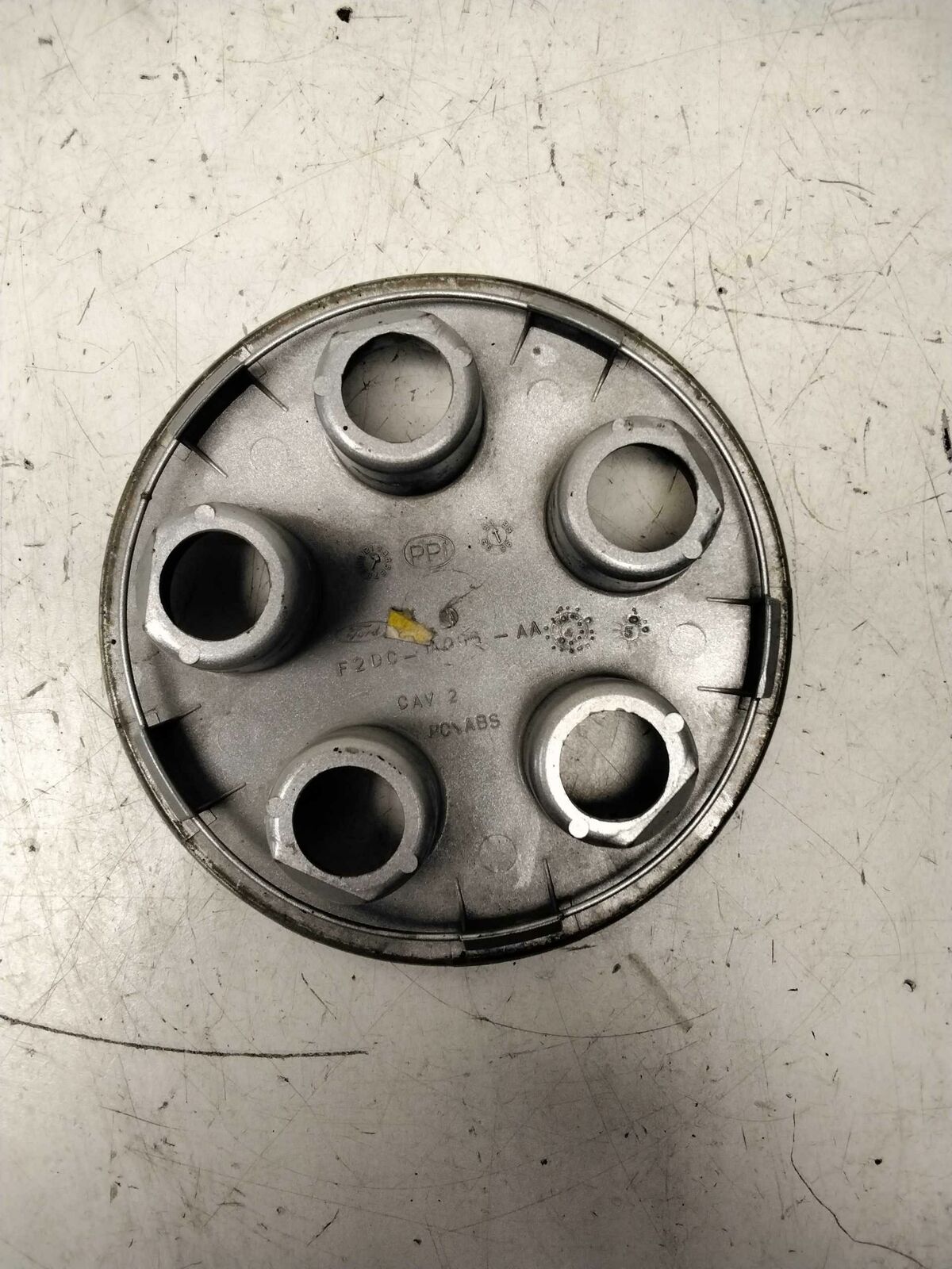 Wheel Cover FORD TAURUS 95