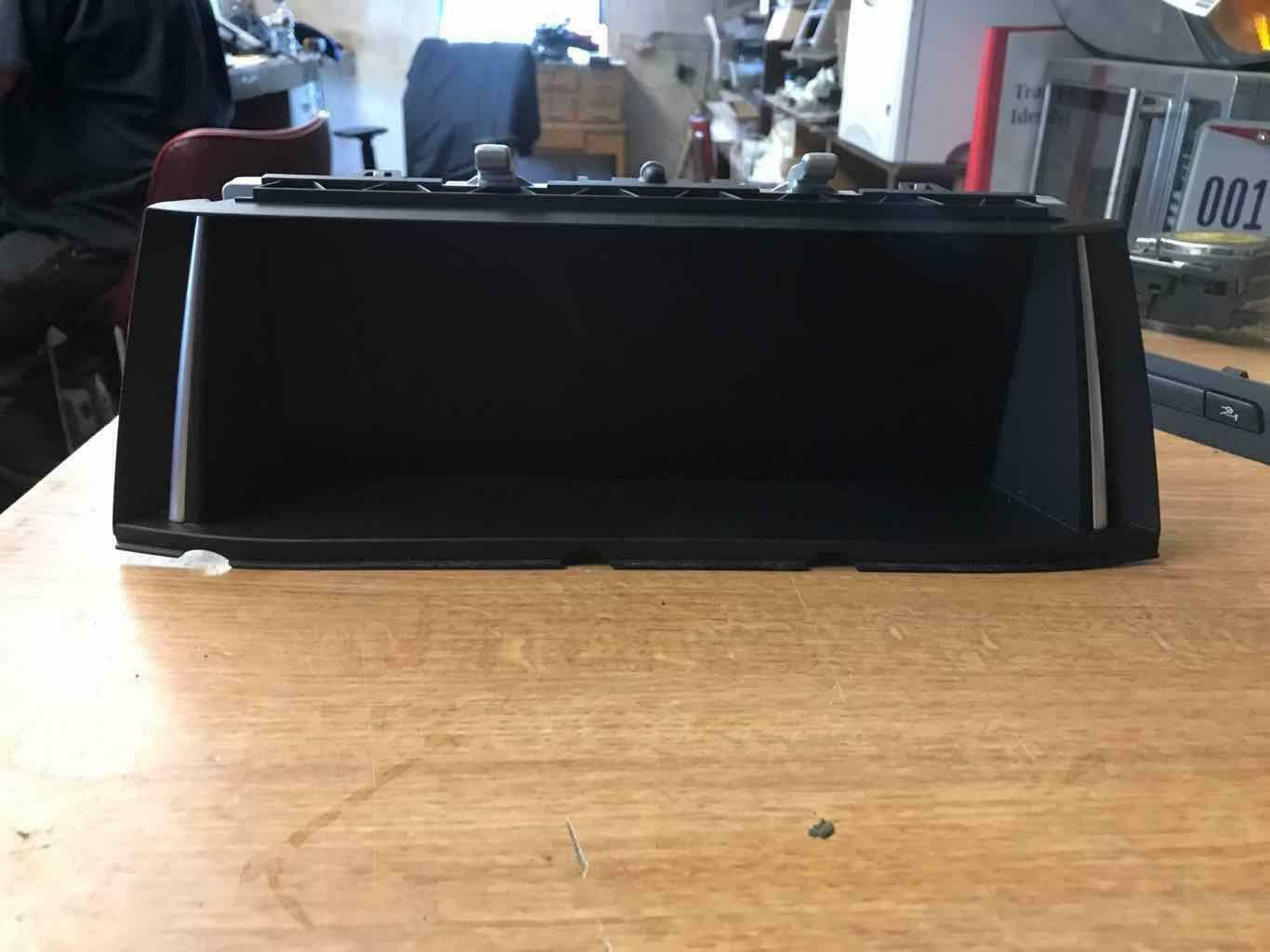 Info-gps-tv Screen BMW 740I 13 14 15