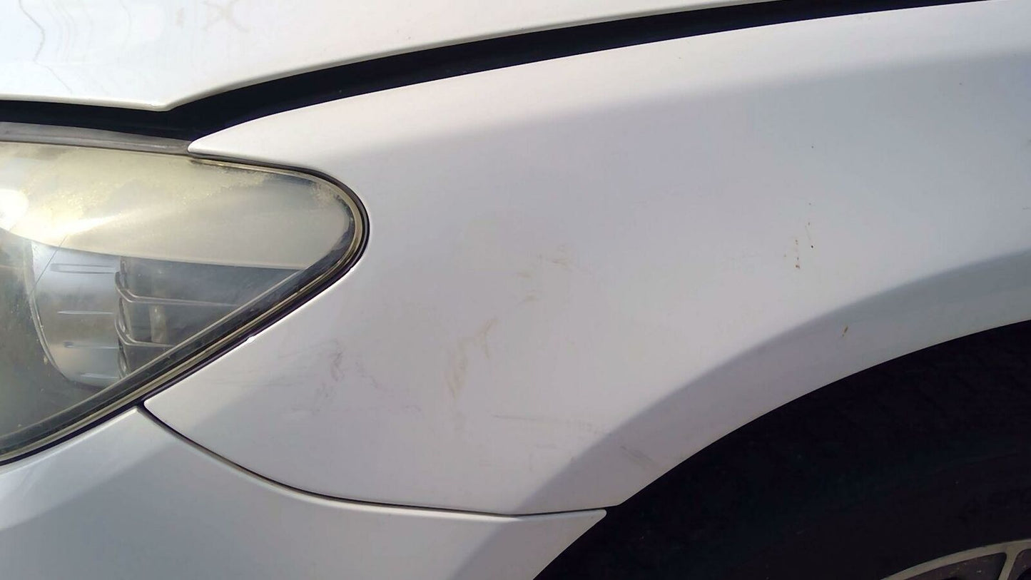 Fender BMW 750 SERIES Left 09 10 11 12 13 14 15