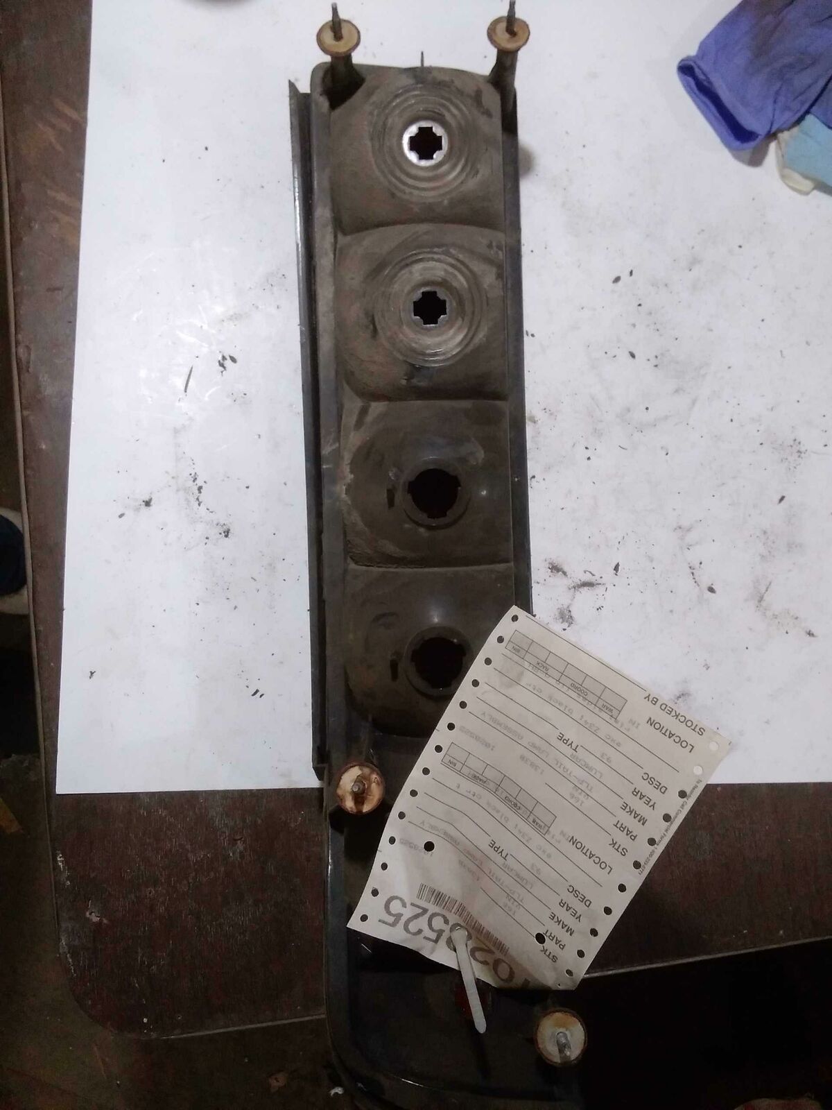 Tail Light Assembly CHEVY LUMINA Rl 90 91 92 93 94