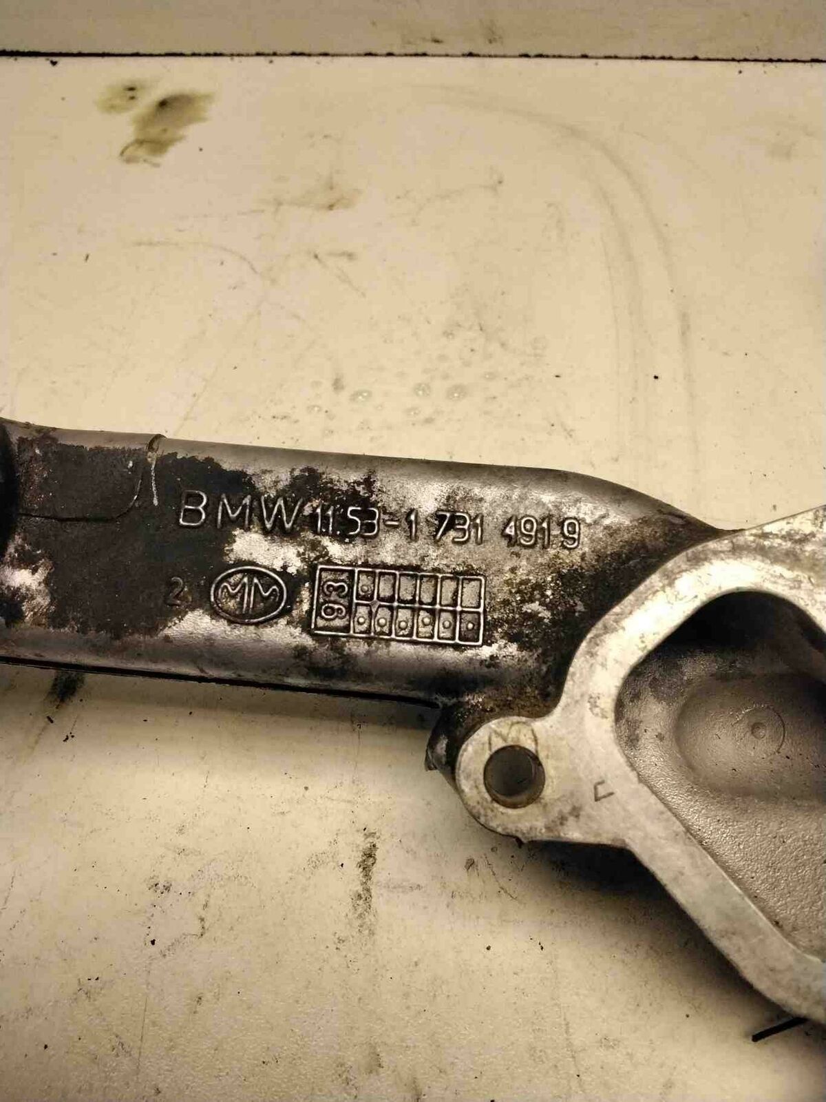 Coolant Crossover Tube BMW 840I 94