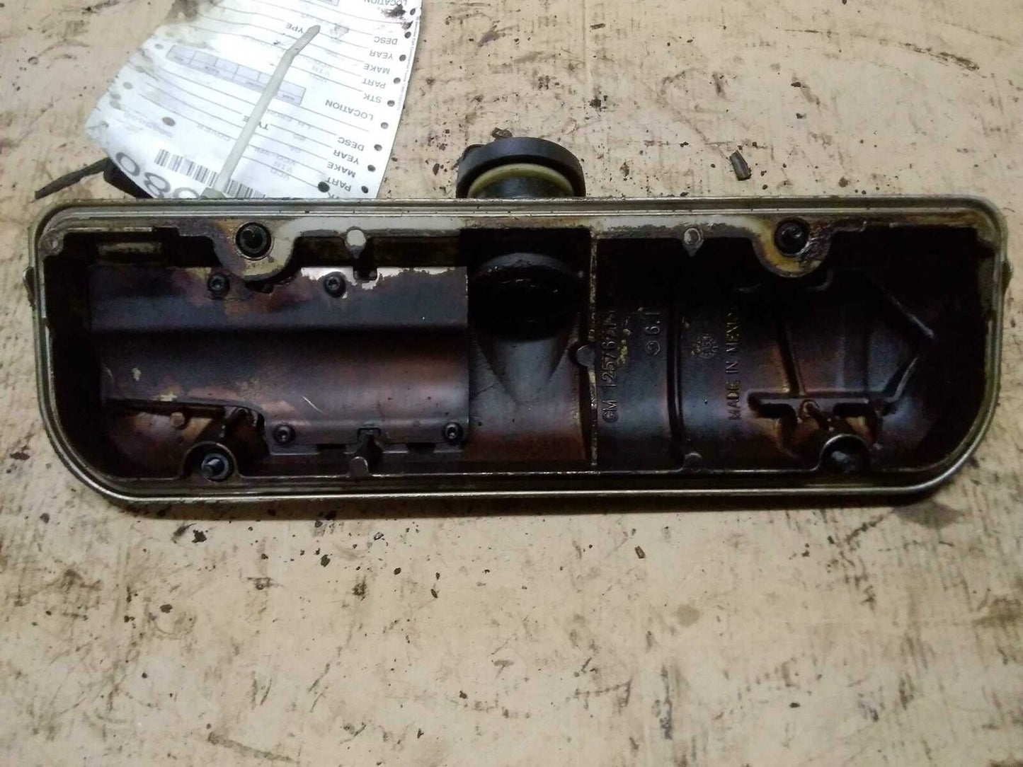 Valve Cover PONTIAC G6 05