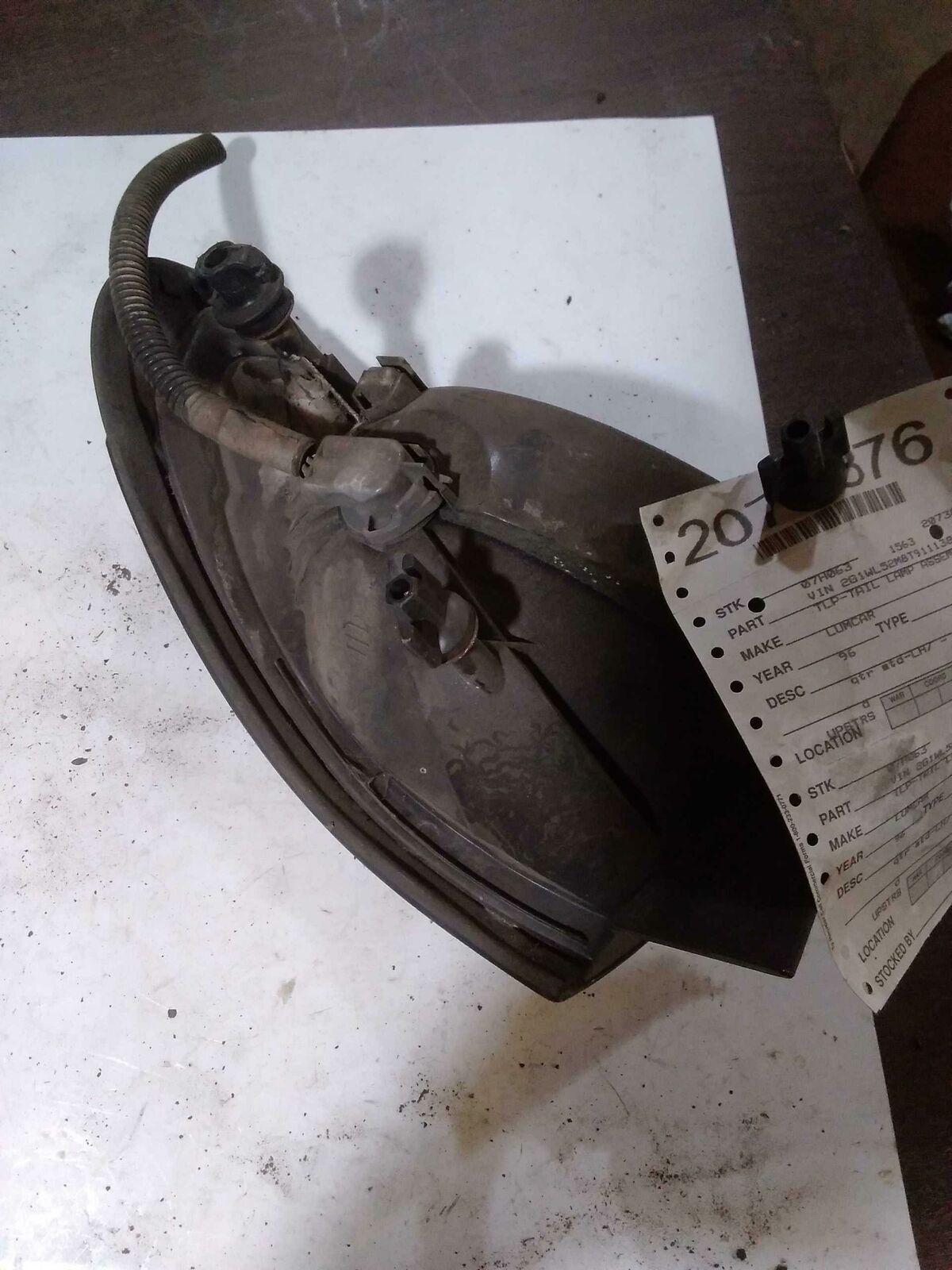 Tail Light Assembly CHEVY LUMINA Left 95 96 97 98 99 00 01