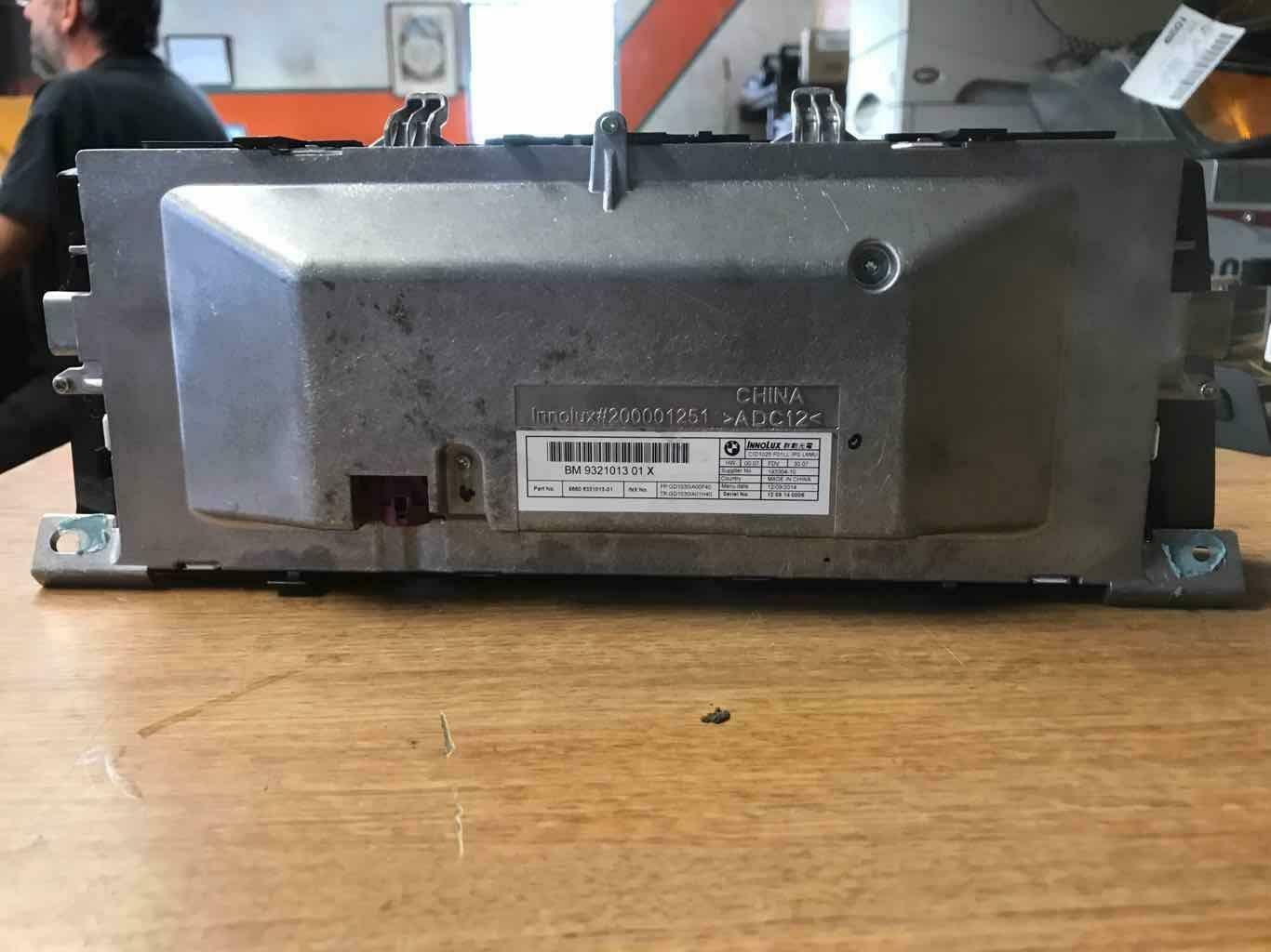 Info-gps-tv Screen BMW 740I 13 14 15