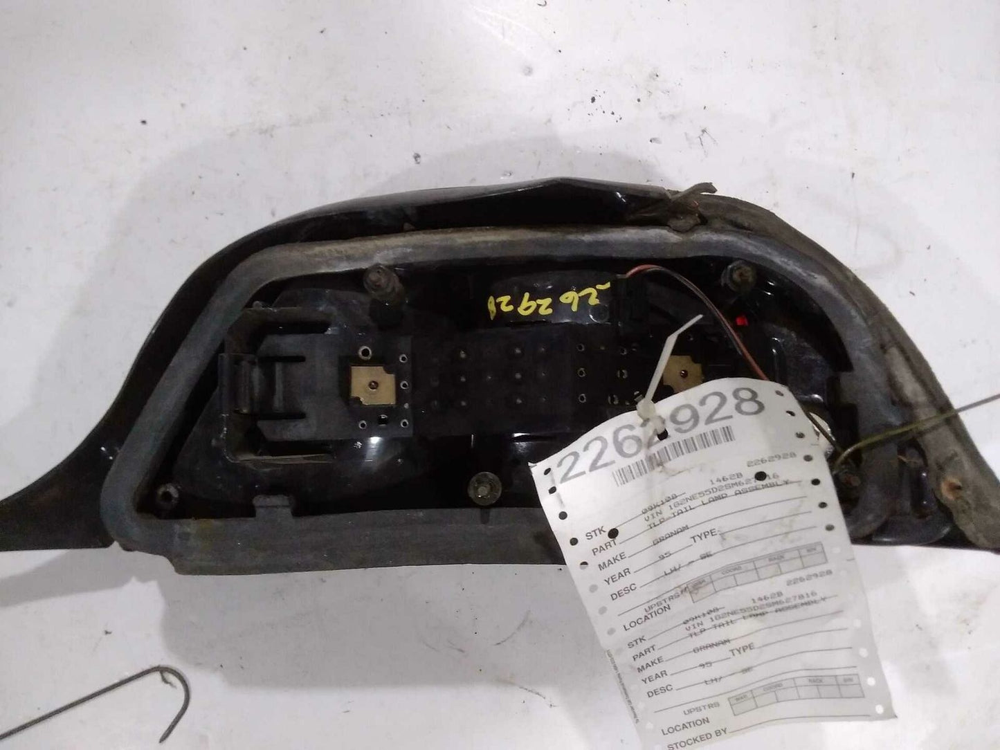 Tail Light Assembly PONTIAC GRAND AM Left 92 93 94 95