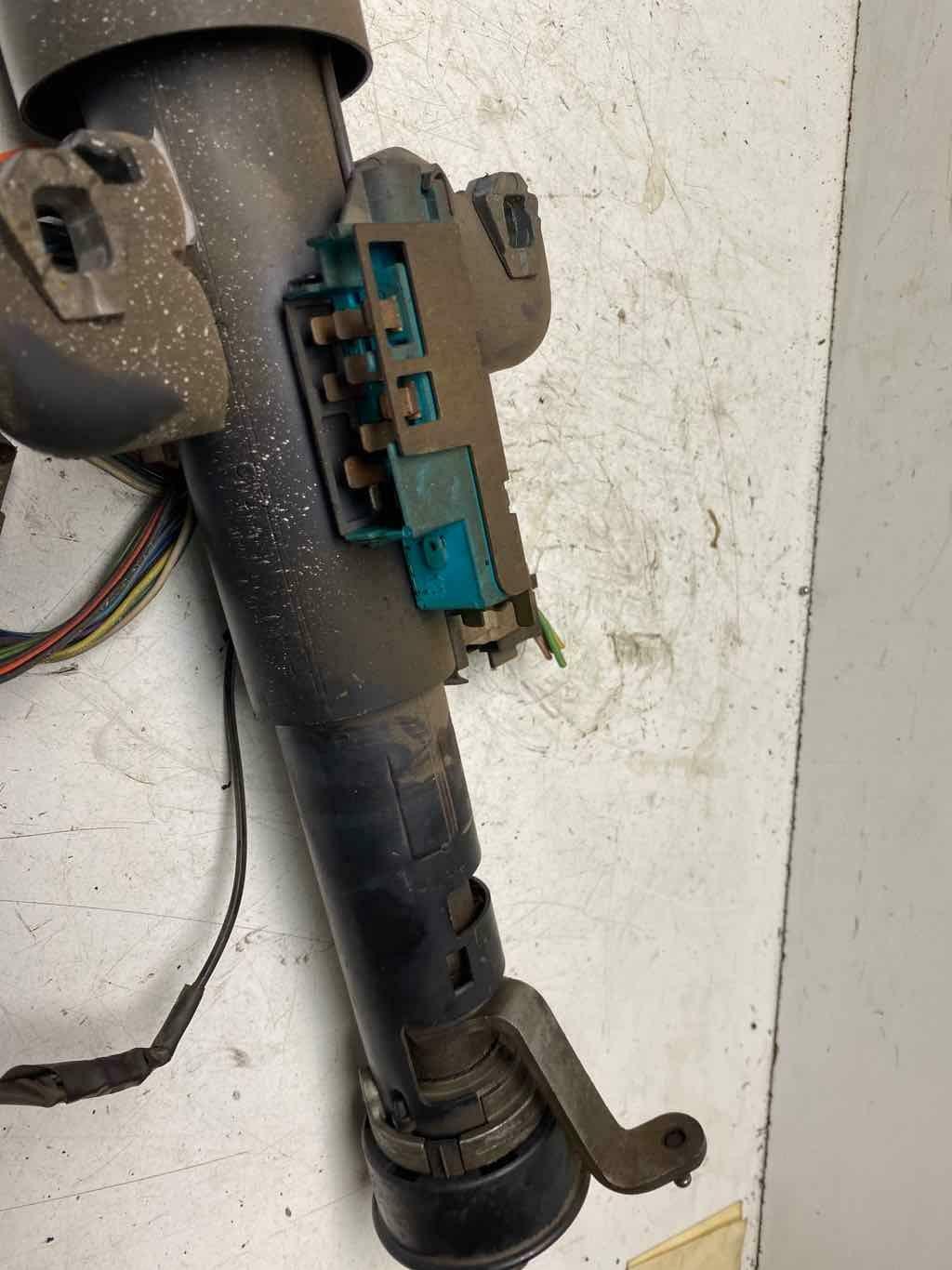 Steering Column OLDS NINETY-EIGHT 98 85 86 87