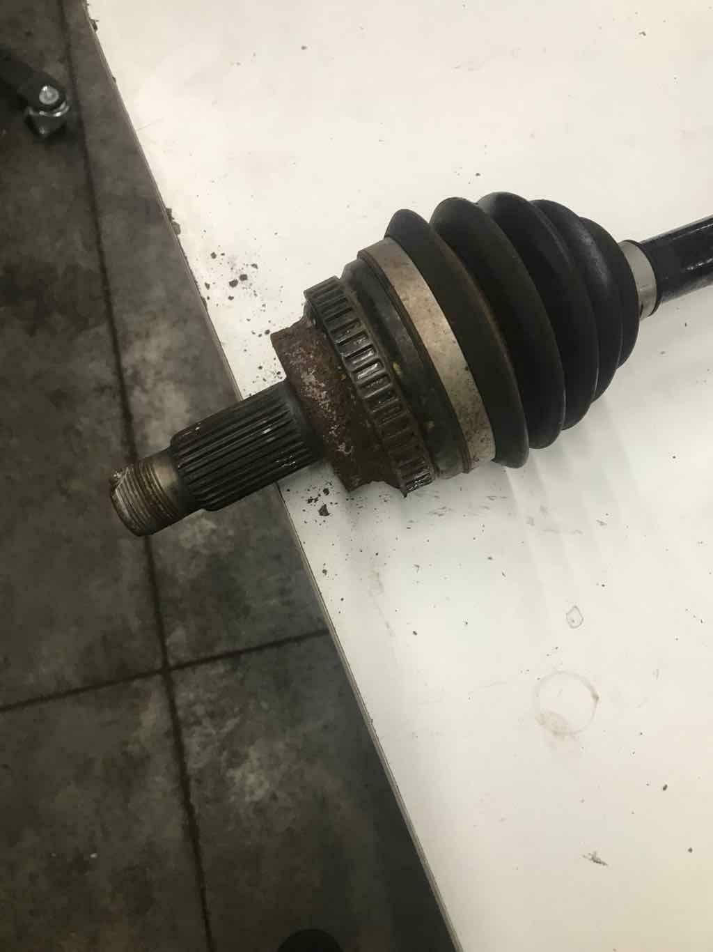 Axle Shaft BMW 325I Right 06