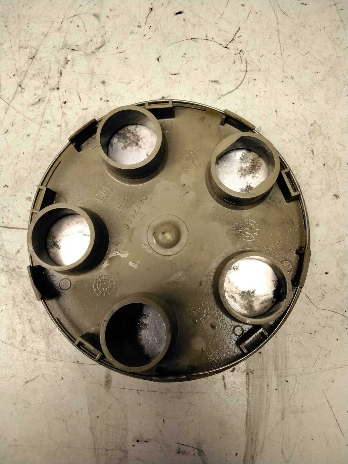 Wheel Cover OLDS CUTLASS 99