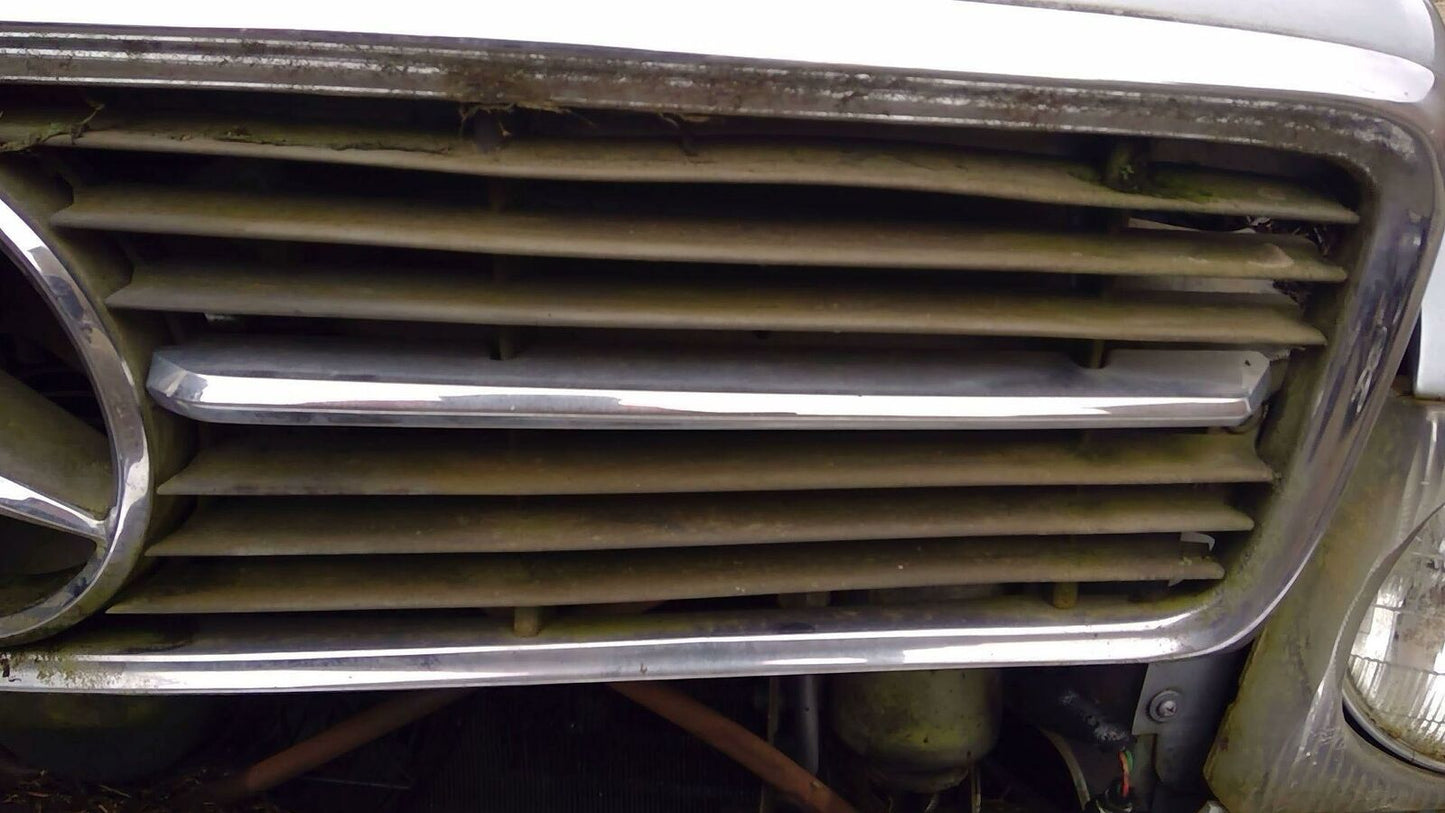 Grille MERCEDES 450 72 73 74 75 76 77 78 79 80