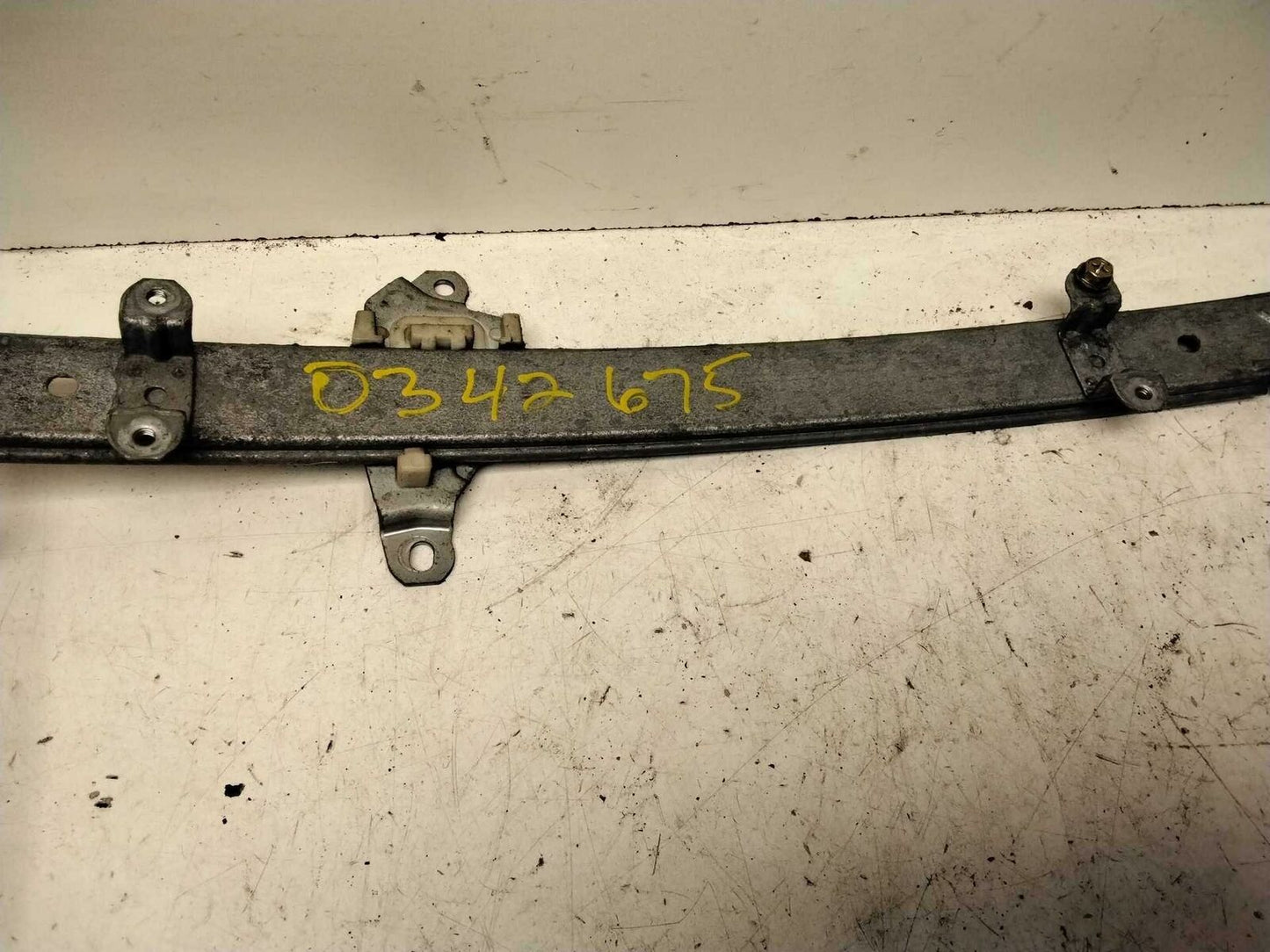 Front Door Regulator NISSAN SENTRA Left 91 92 93 94 95 96