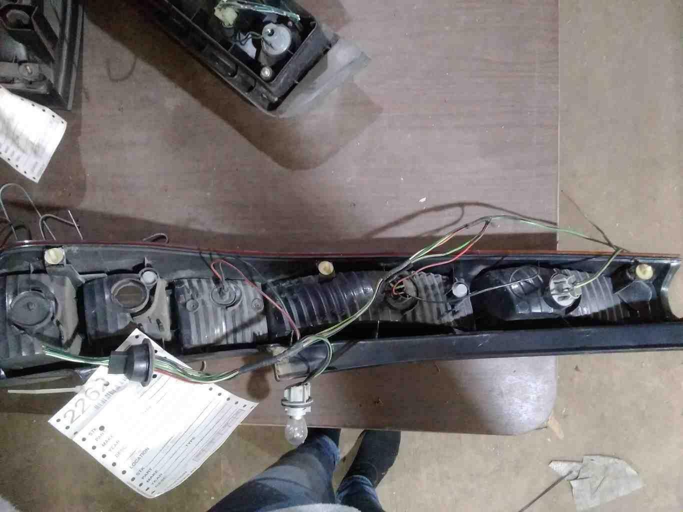 Tail Light Assembly HONDA CRV Right 02 03 04