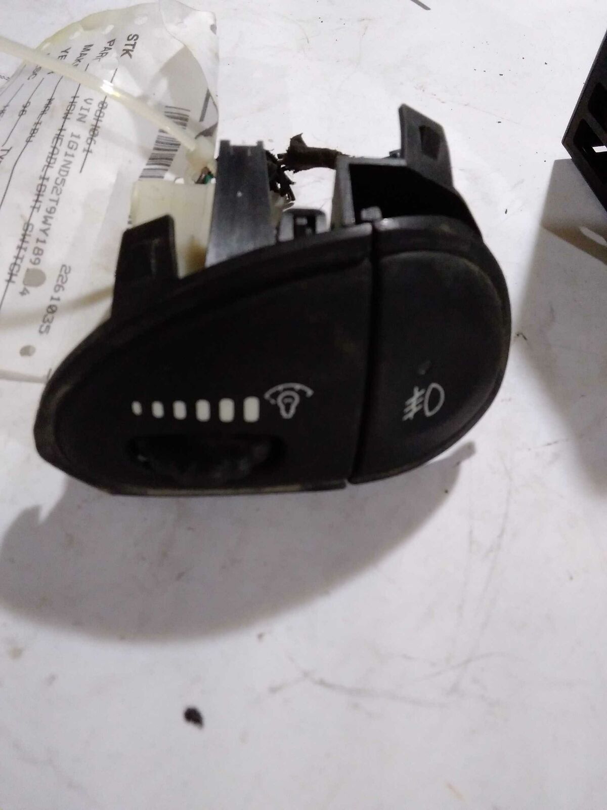 Headlight Switch CHEVY MALIBU 98