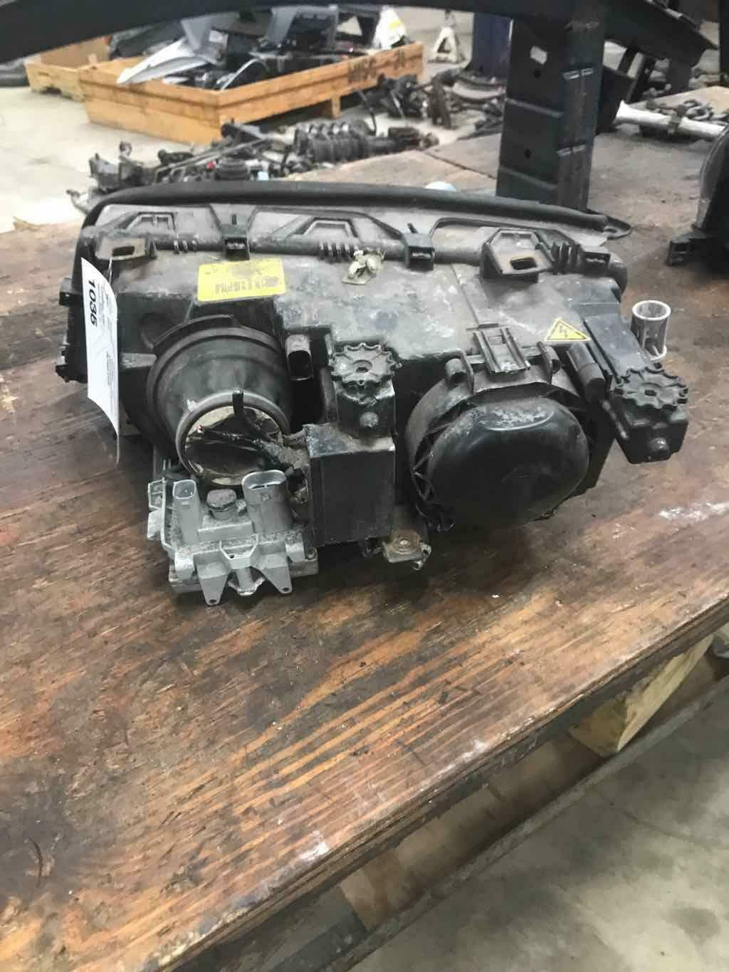 Headlamp Assembly BMW M3 Right 02 03 04 05 06