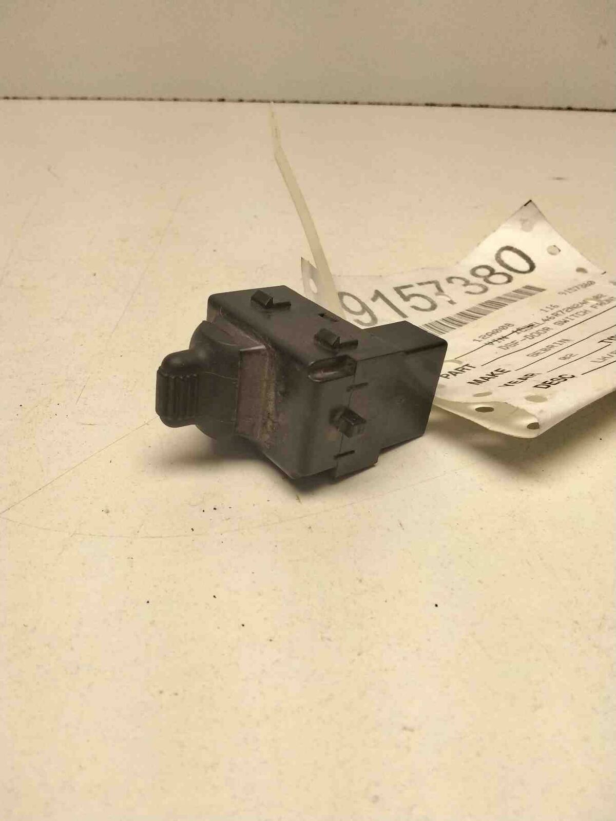 Door Switch Front CHRYSLER SEBRING 01 02 03