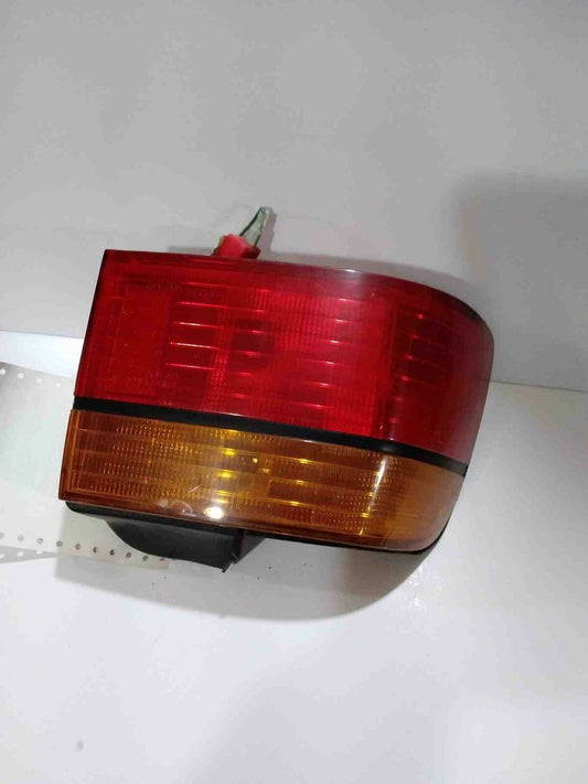 Tail Light Assembly HONDA ACCORD Left 90 91