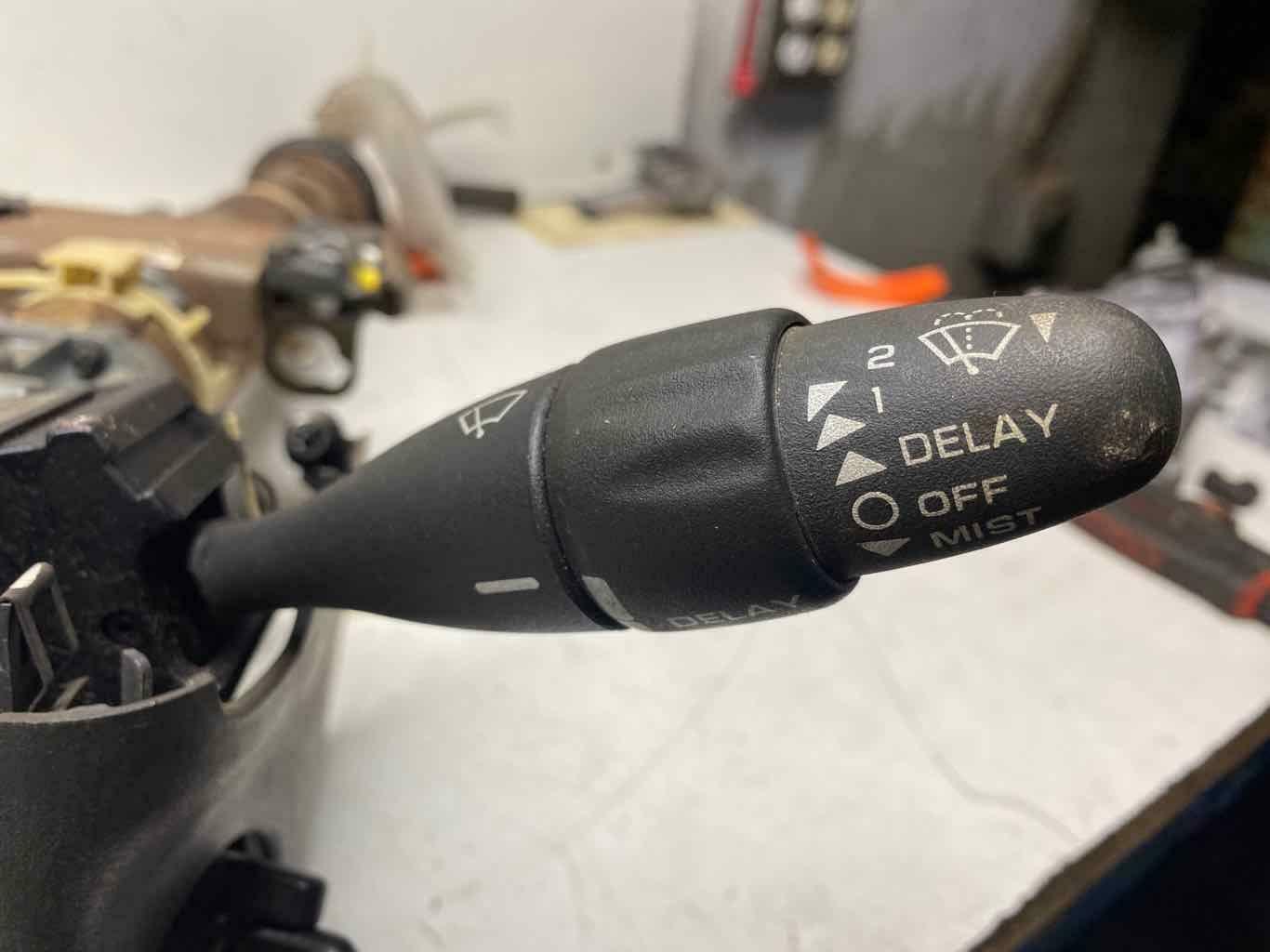 Steering Column CHEVY CAVALIER 97 98 99