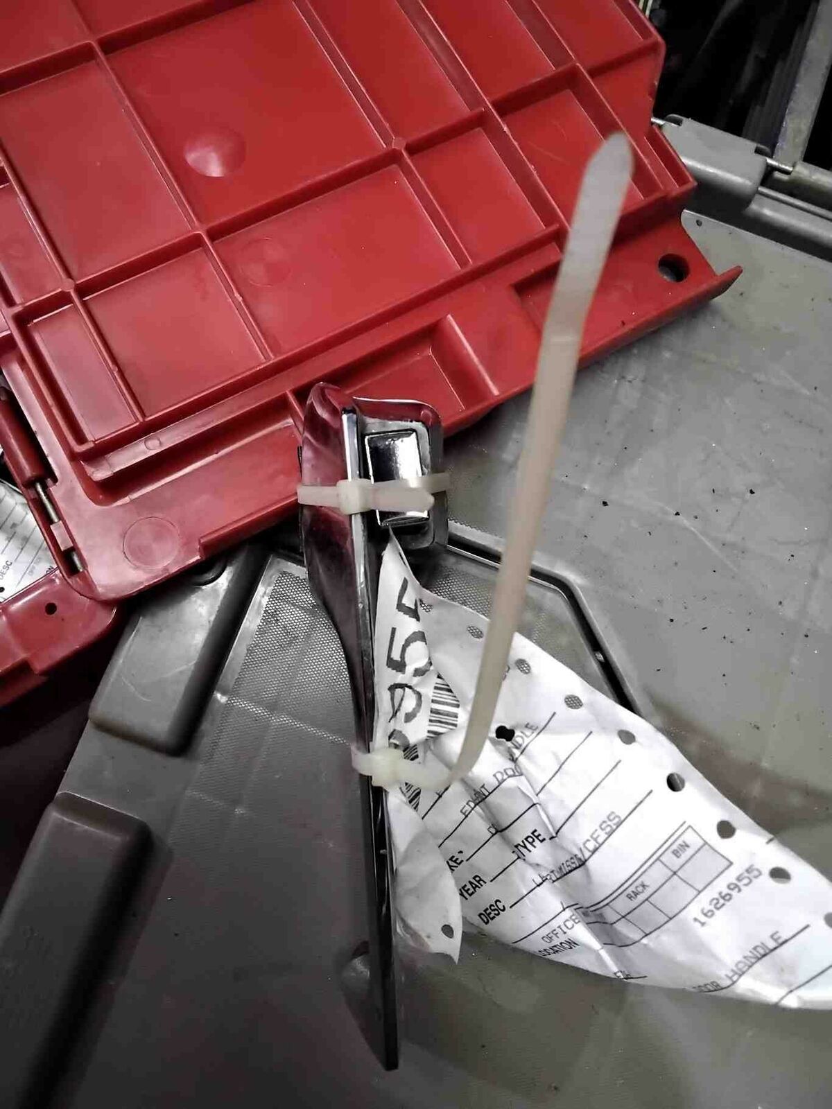 Outer door Handle CADILLAC Left 79