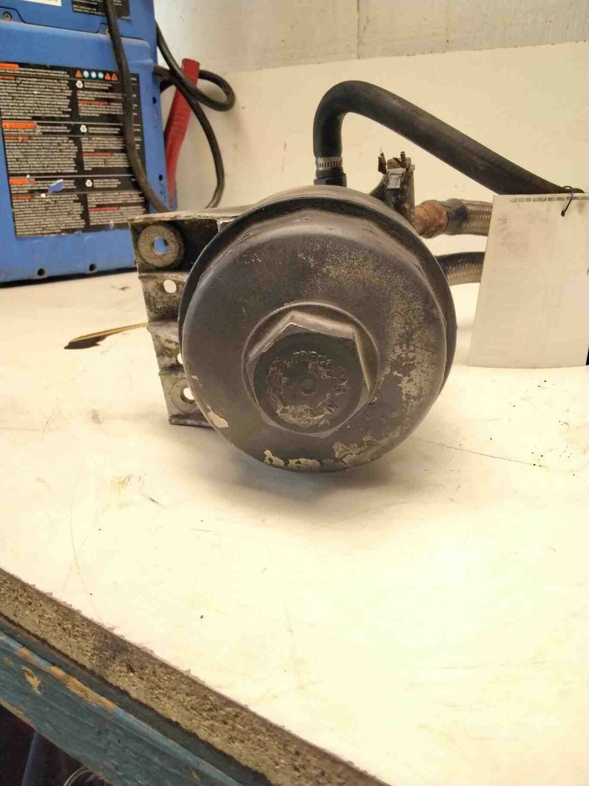 Oil Filter Housing BMW 840I 94