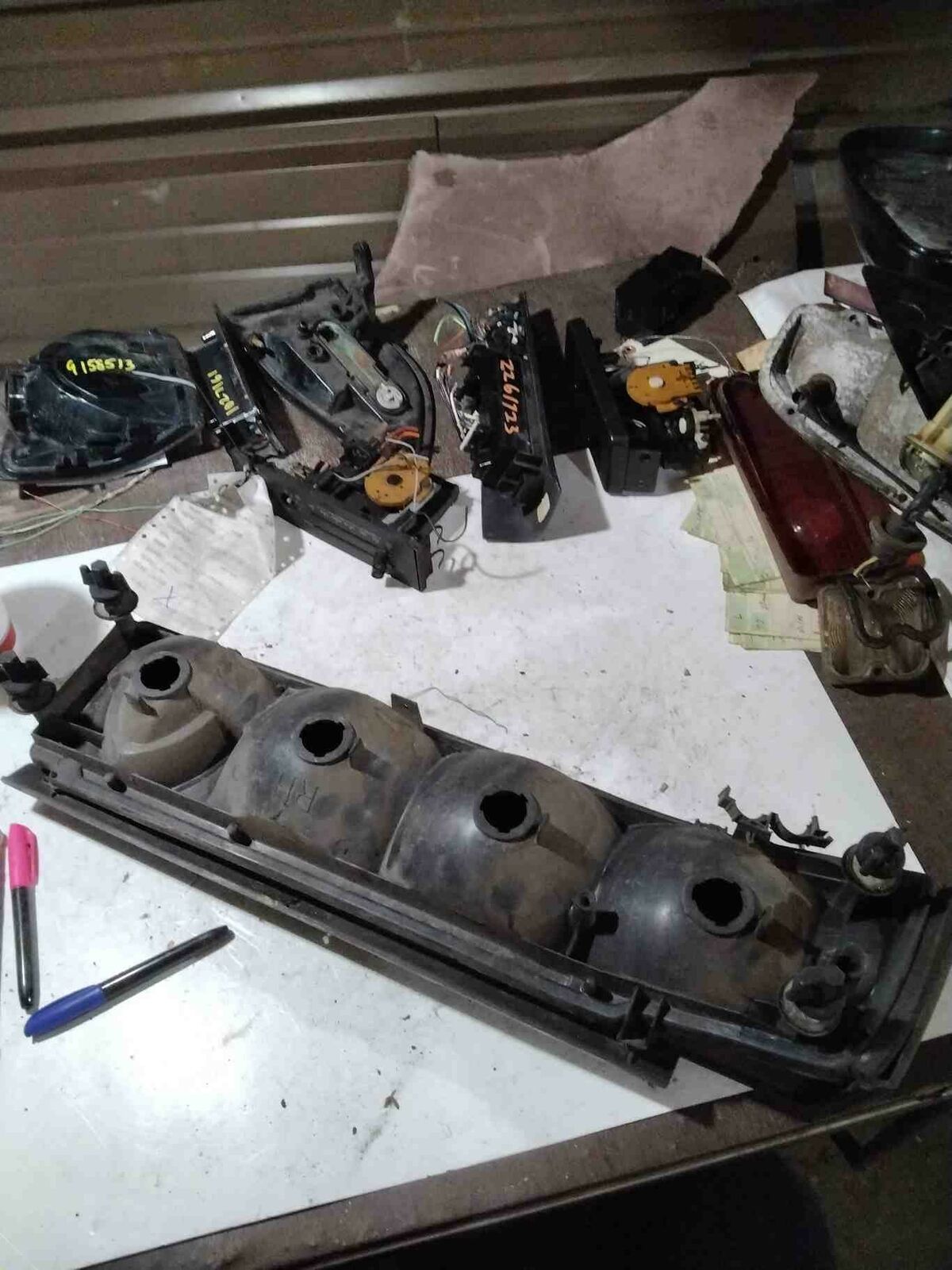 Tail Light Assembly PONTIAC Sunbird Right 84 85 86 87