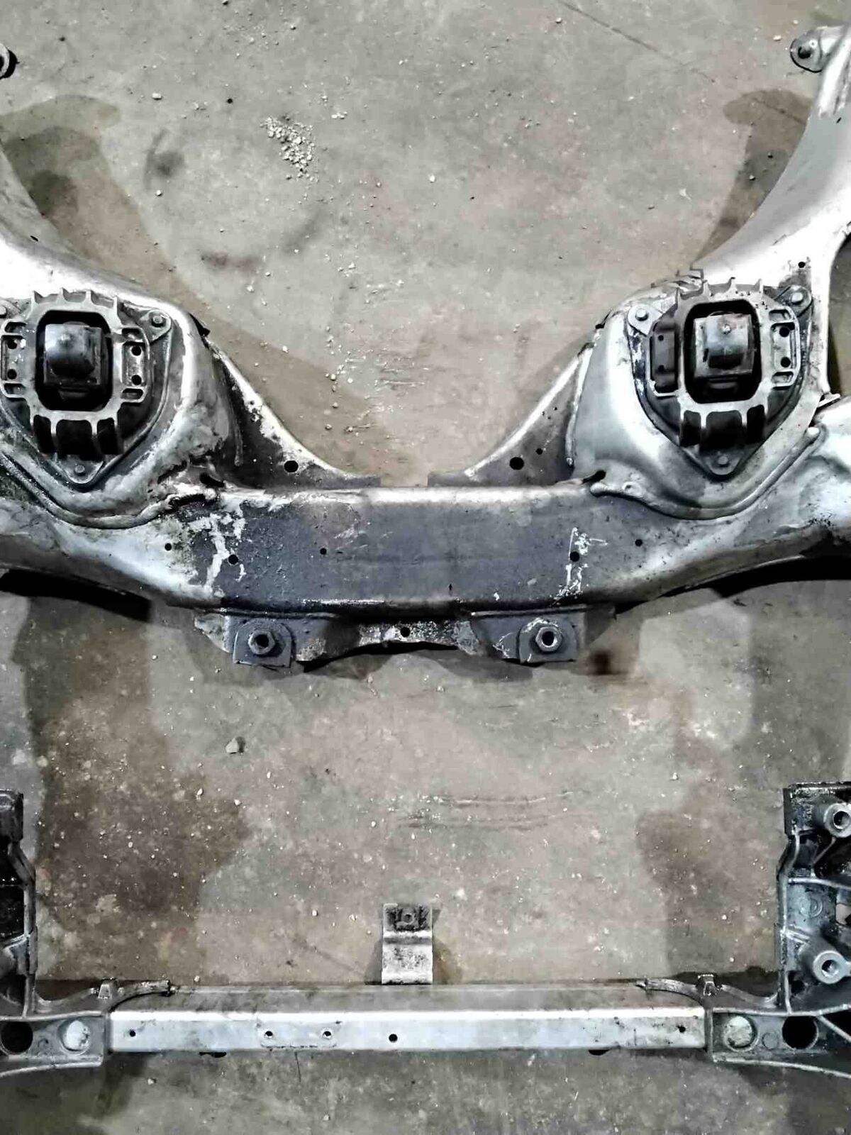 Undercarriage Crossmember BMW 550I 11 12 13 14 15 16