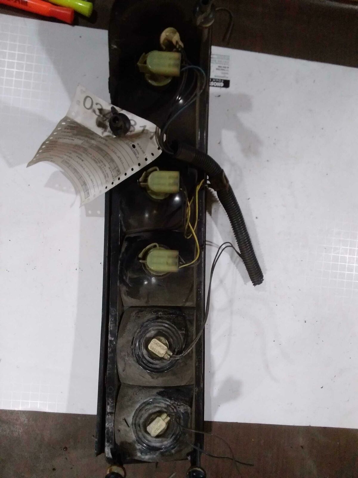 Tail Light Assembly CHEVY LUMINA Left 90 91 92 93 94