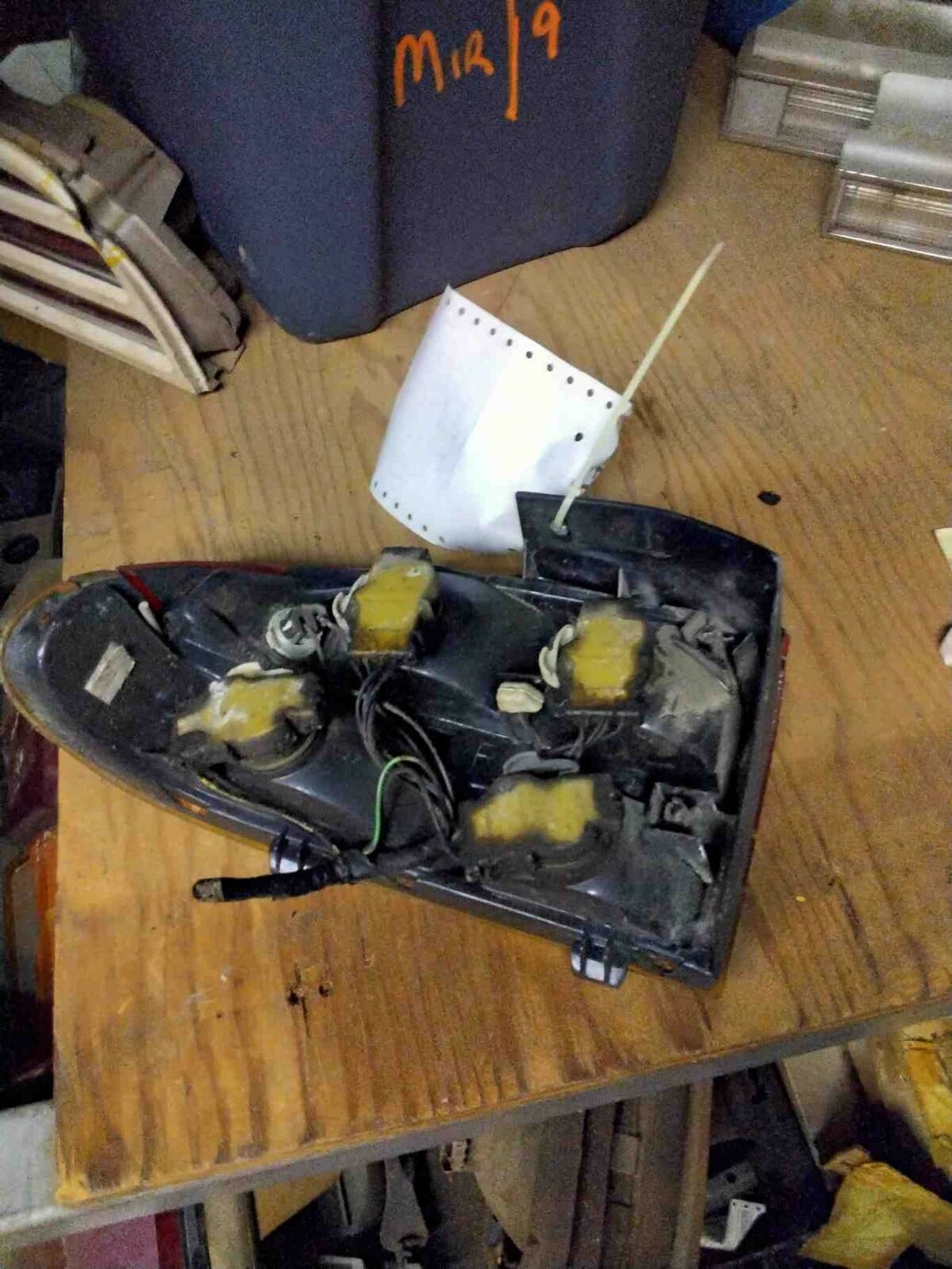 Tail Light Assembly SATURN S SERIES Right 93 94 95