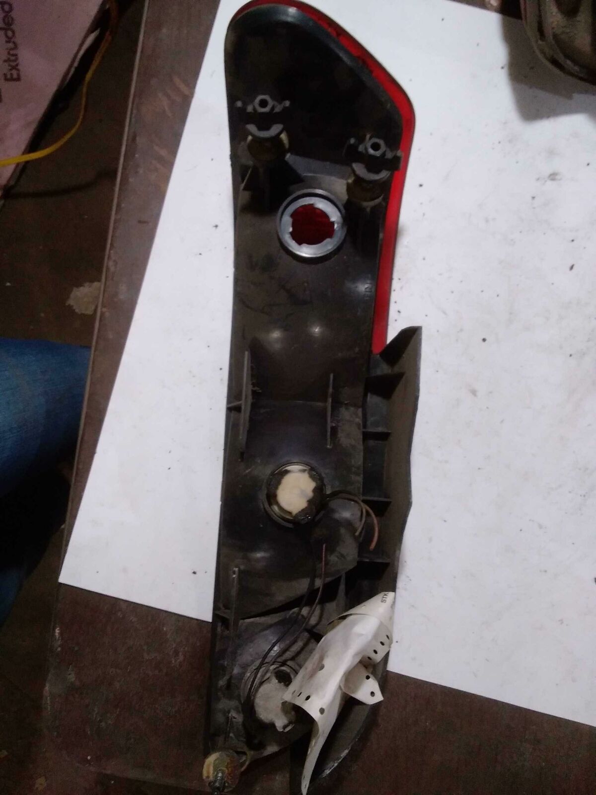 Tail Light Assembly FORD TAURUS Right 92 93 94 95