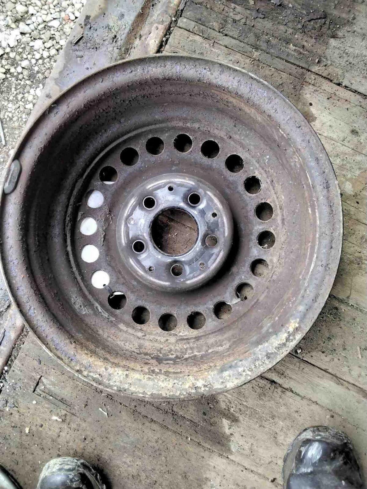 Wheel MERCEDES 280 72 73 74 75 76 77 78 79 80 81 82 83 84 85