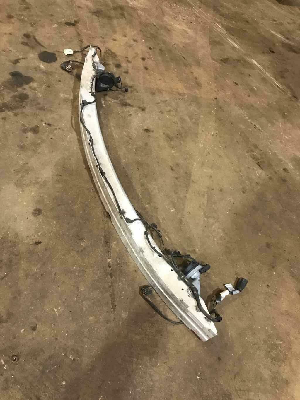 Front Bumper Reinforcement BMW 750 SERIES 09 10 11 12