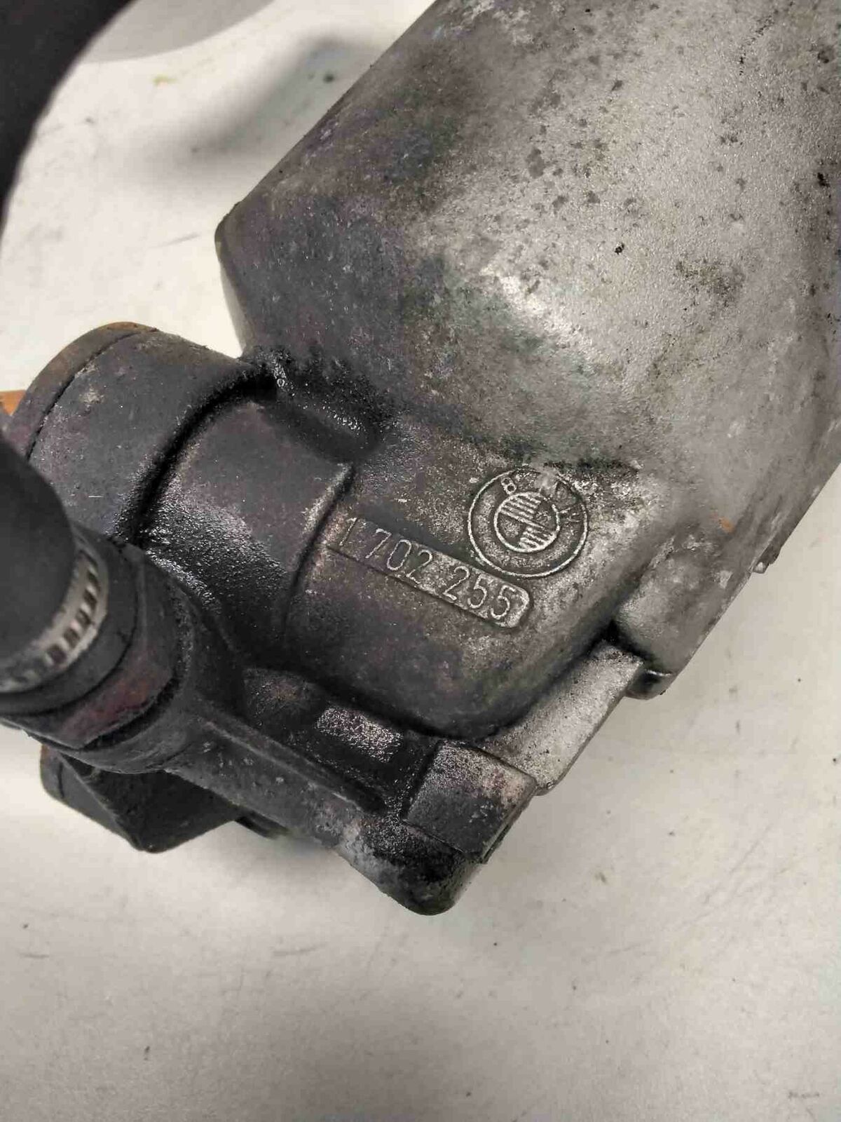 Oil Filter Housing BMW 840I 94