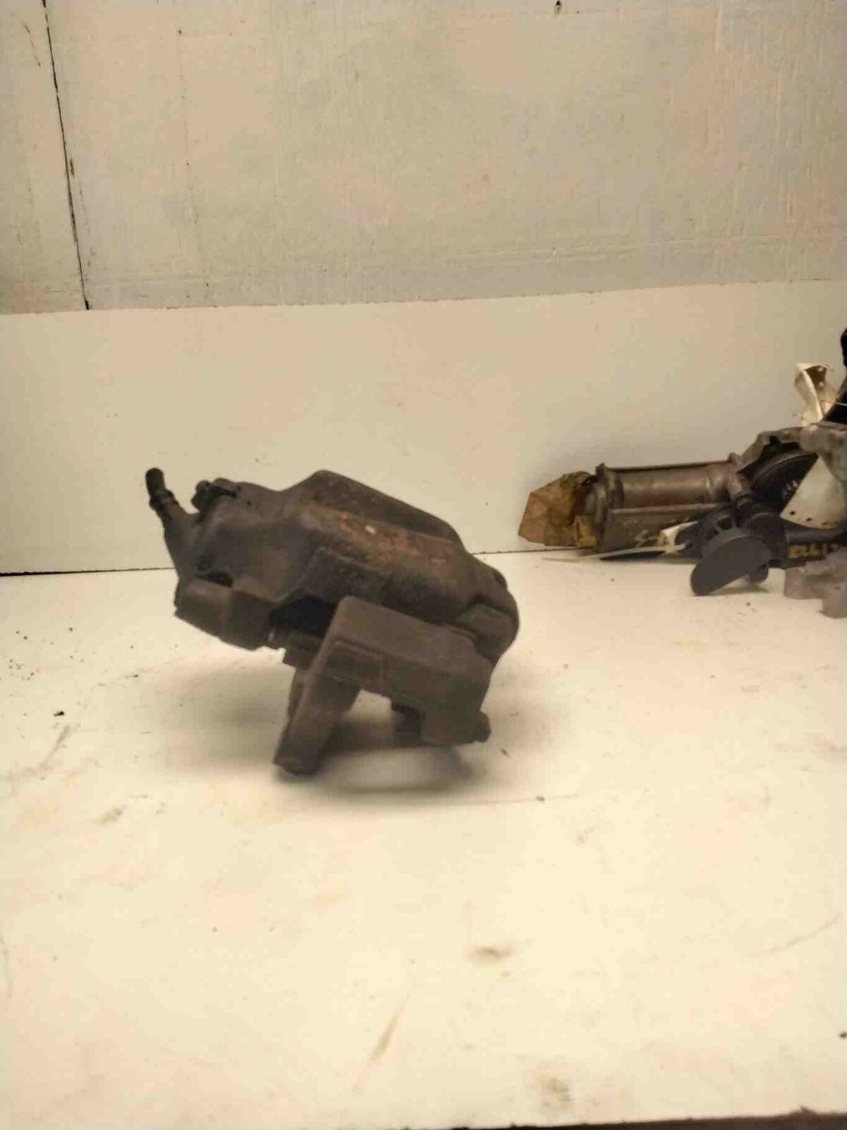 Caliper BMW 328 SERIES Right 07 08 09 10 11 12 13