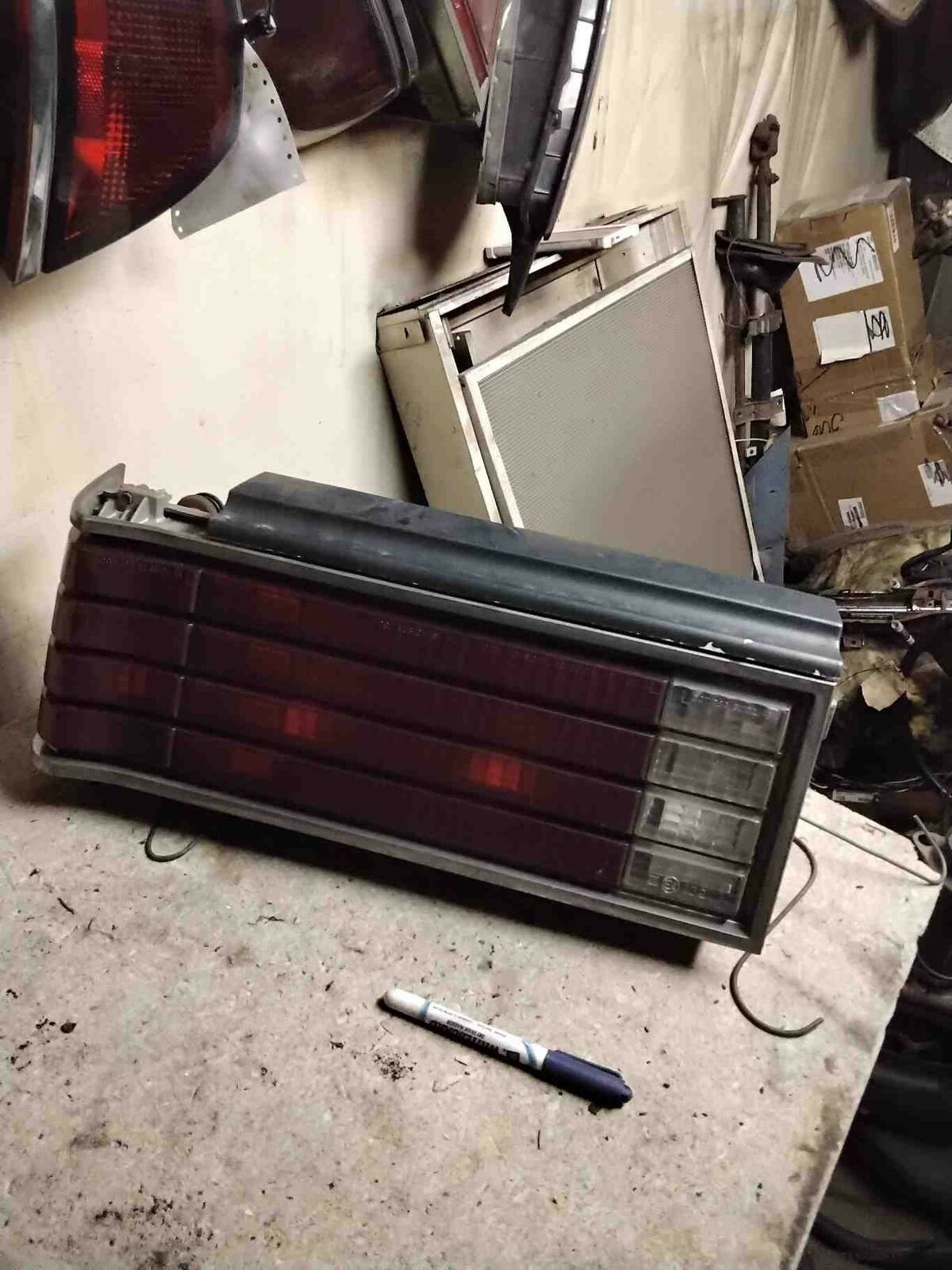 Tail Light Assembly BUICK Le Sabre Left 81