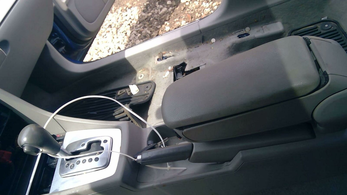 Front Console AUDI A4 05 06 07 08