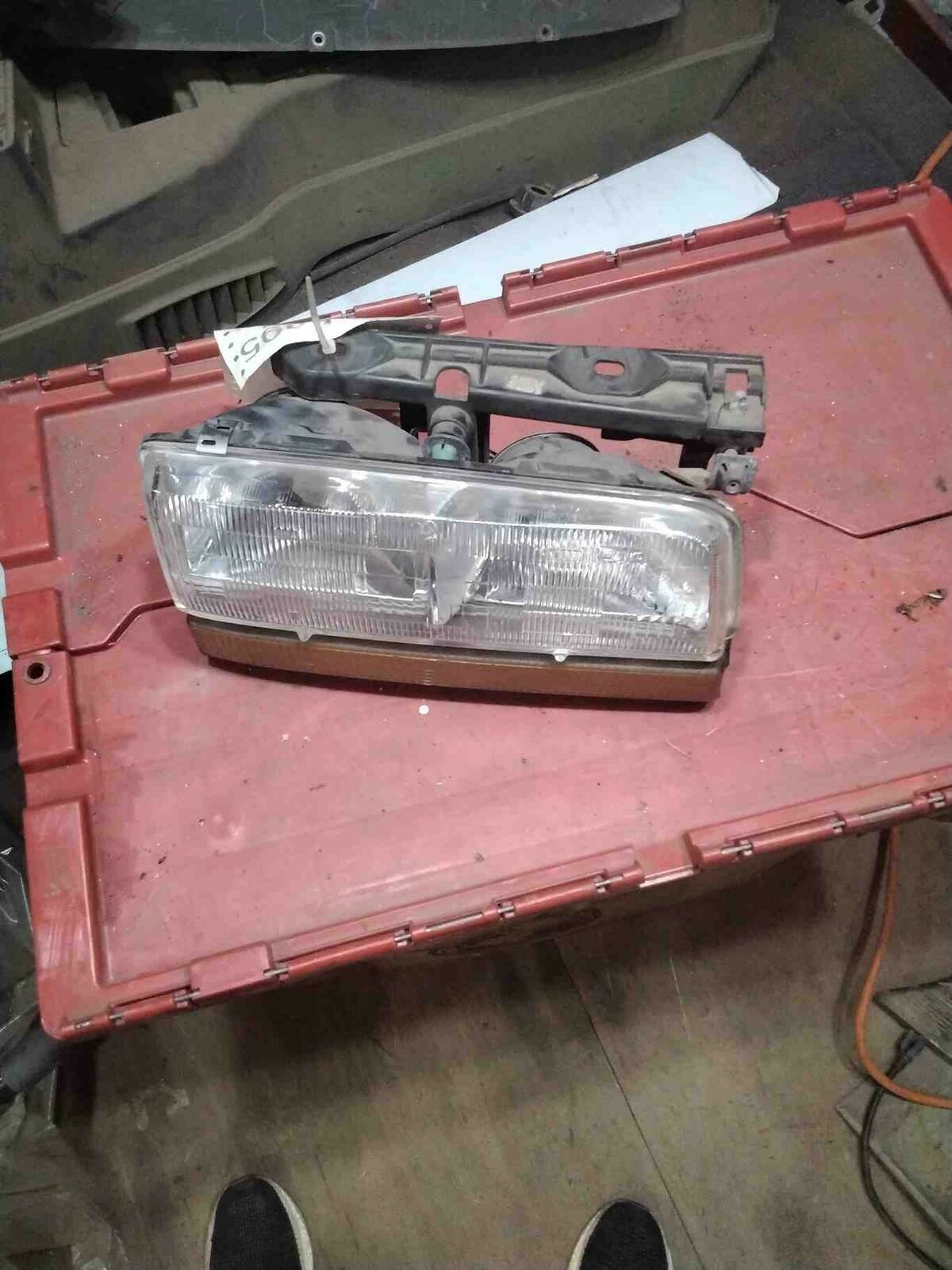 Headlamp Assembly BUICK LESABRE Right 91 92 93 94 95 96