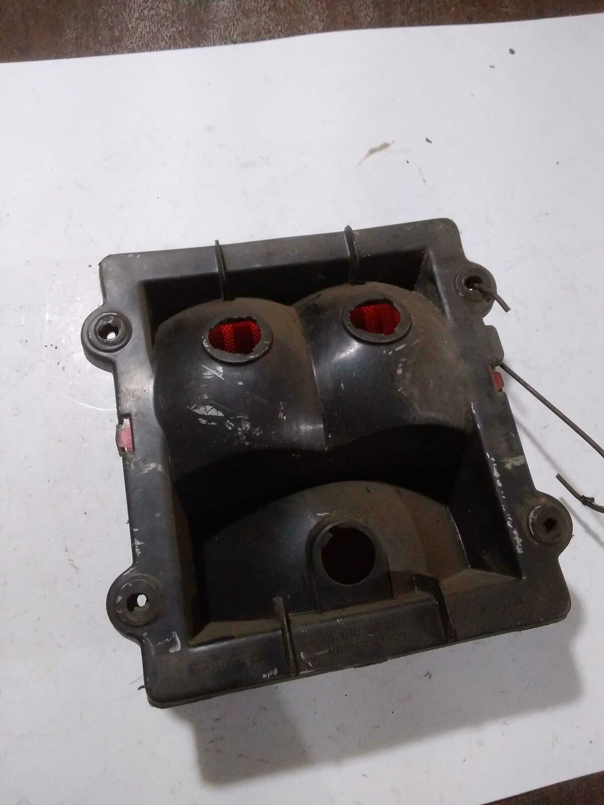 Tail Light Assembly PONTIAC GRAND PRIX Right 77