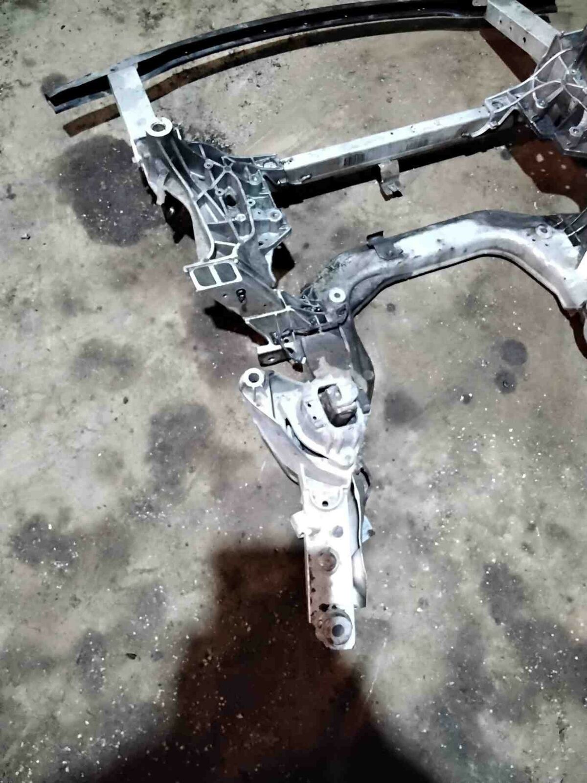 Undercarriage Crossmember/Subframe BMW 750 SERIES 10 11 12 13 14 15 F01 F02
