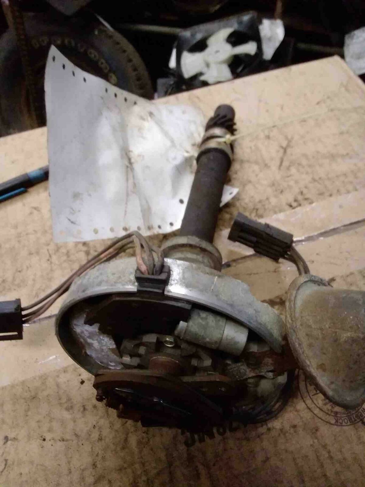 Distributor CHEVY PICKUP 20 81 82 83 84 85 86