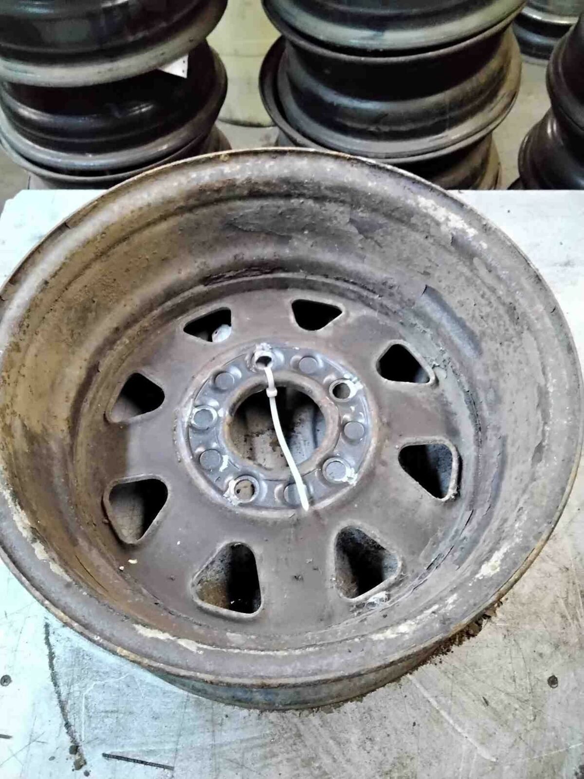 Wheel GMC SAFARI 85 86 87 88 89 90 91 92 93 94 95