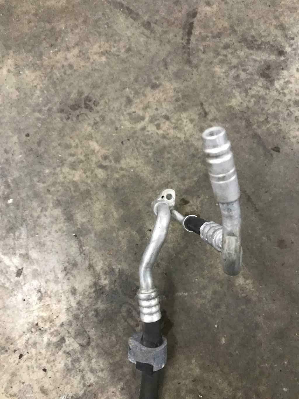 Air Conditioner Hose BMW 325I 06
