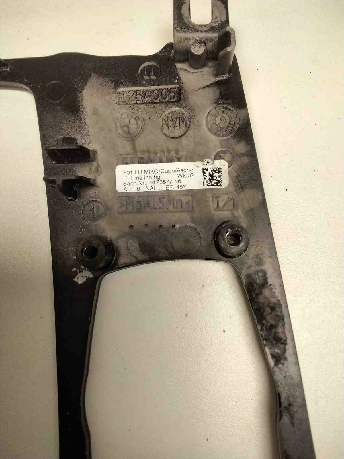 BMW F01 F02 7 Series Front Center Console Trim 51 16 9 160 472