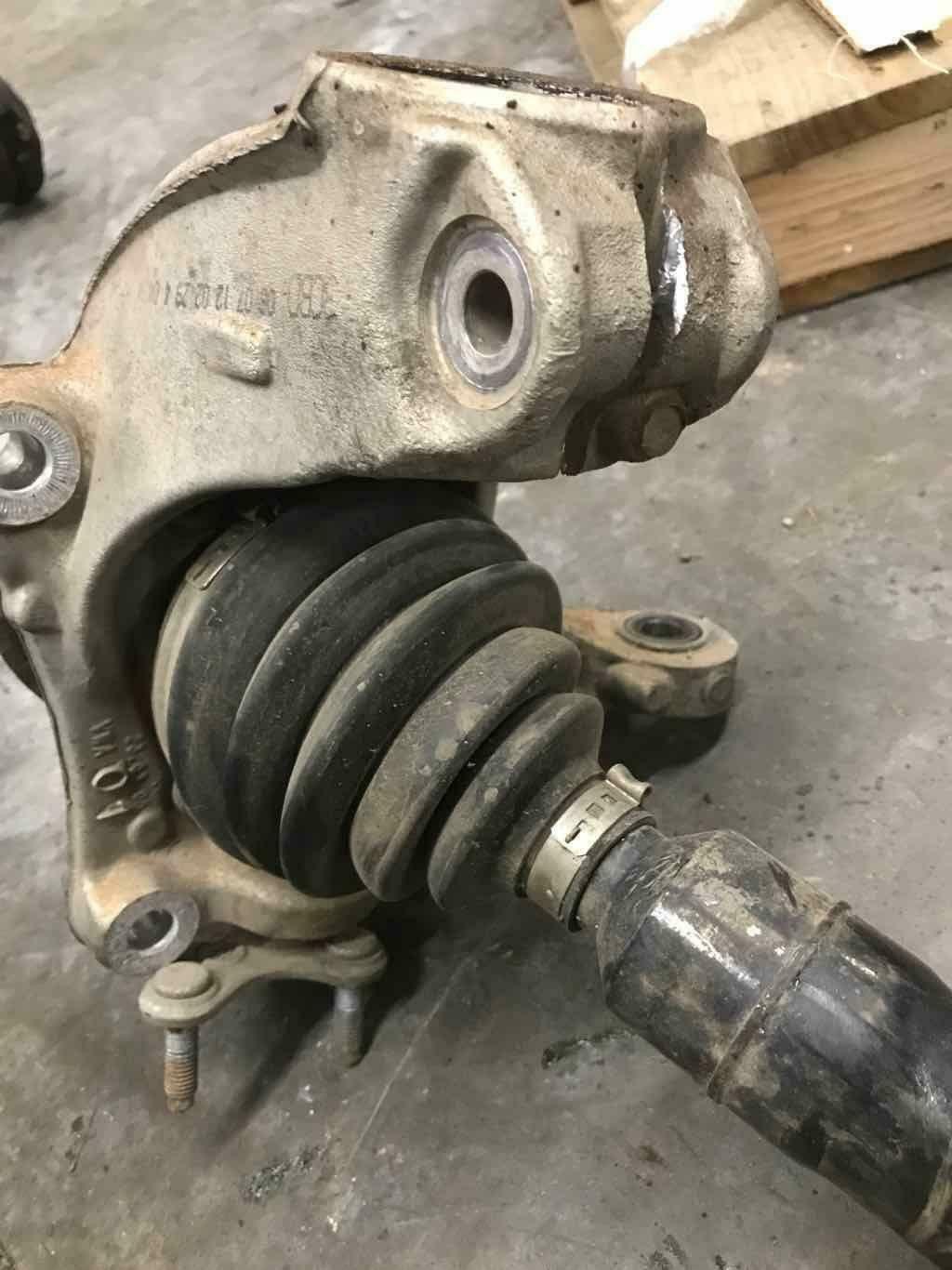 Spindle Knuckle Front VW CC 13