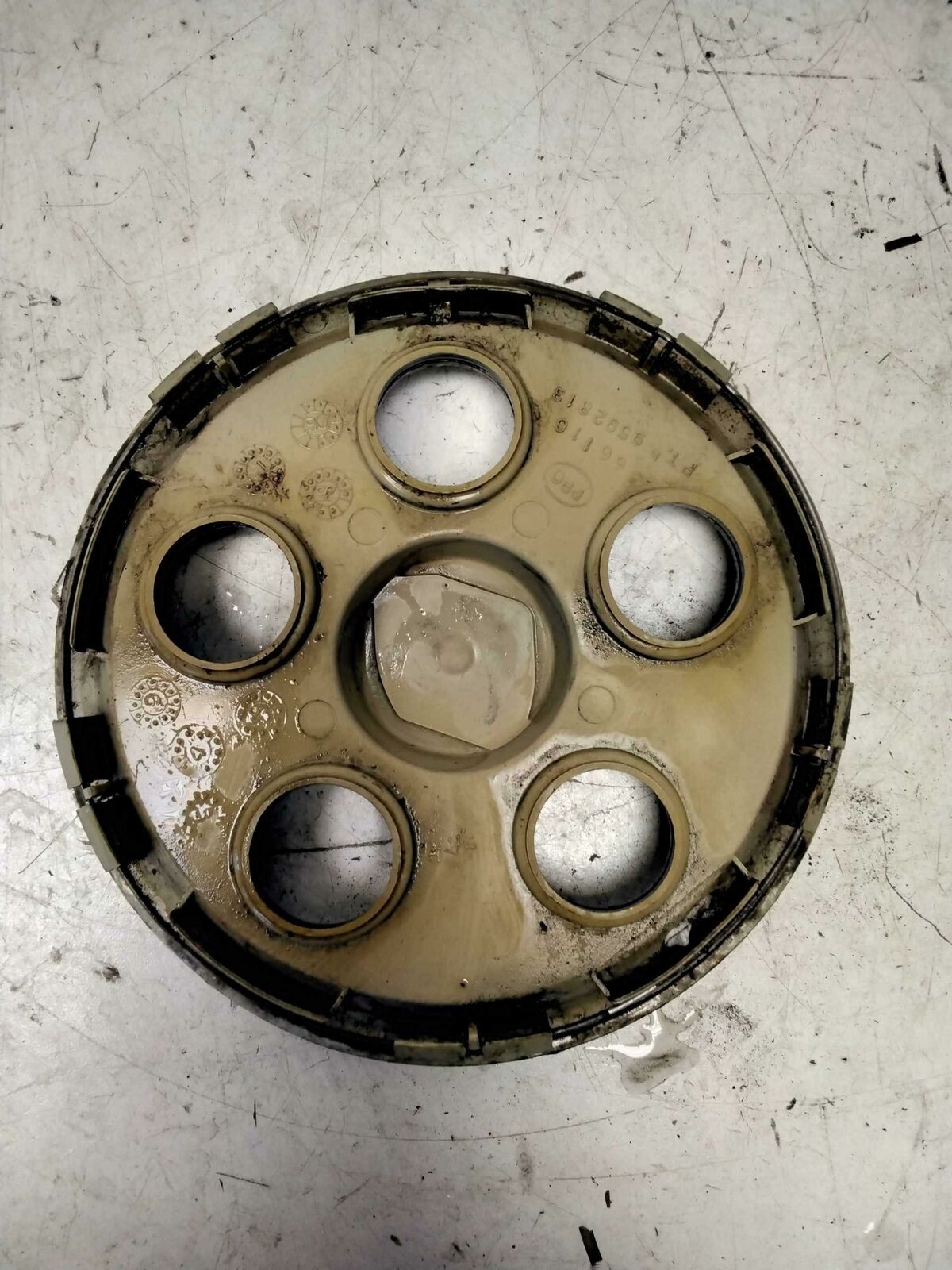 Center Cap BUICK LESABRE 99