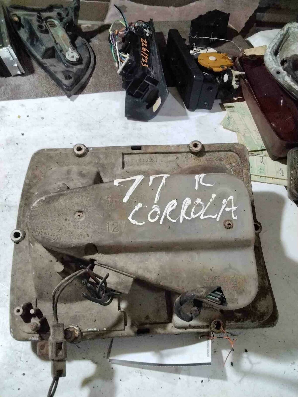 Tail Light Assembly TOYOTA COROLLA Right 76 77 78 79