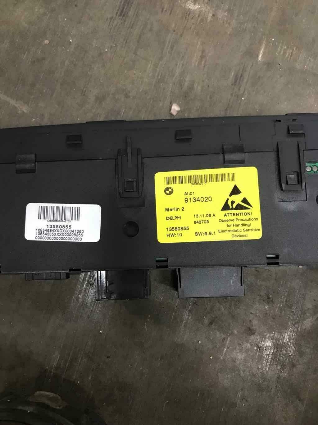 Switch Center. Heated seats and DTC BMW 530I 07