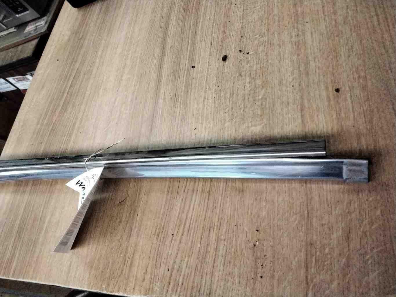 Rear Window Upper Moulding 2 pieces CHEVY El Camino 1980