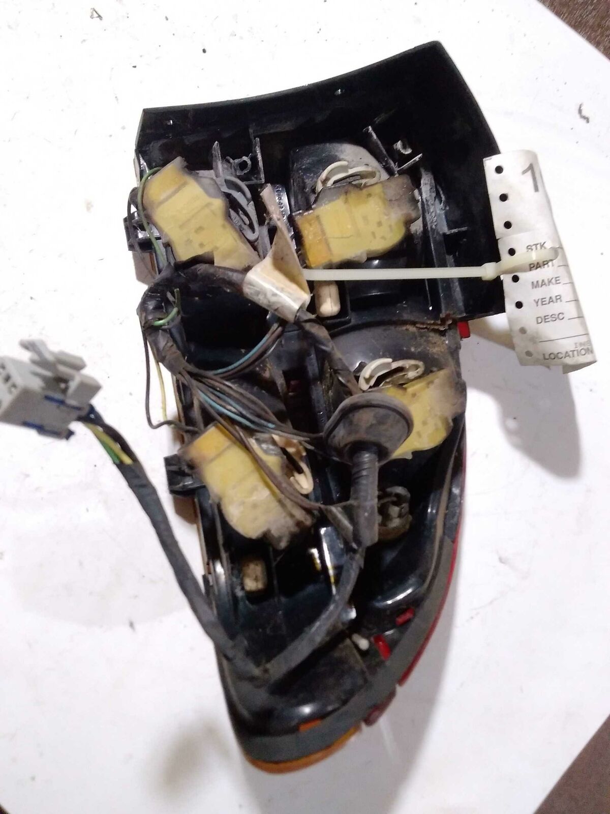 Tail Light Assembly SATURN S SERIES Left 91 92