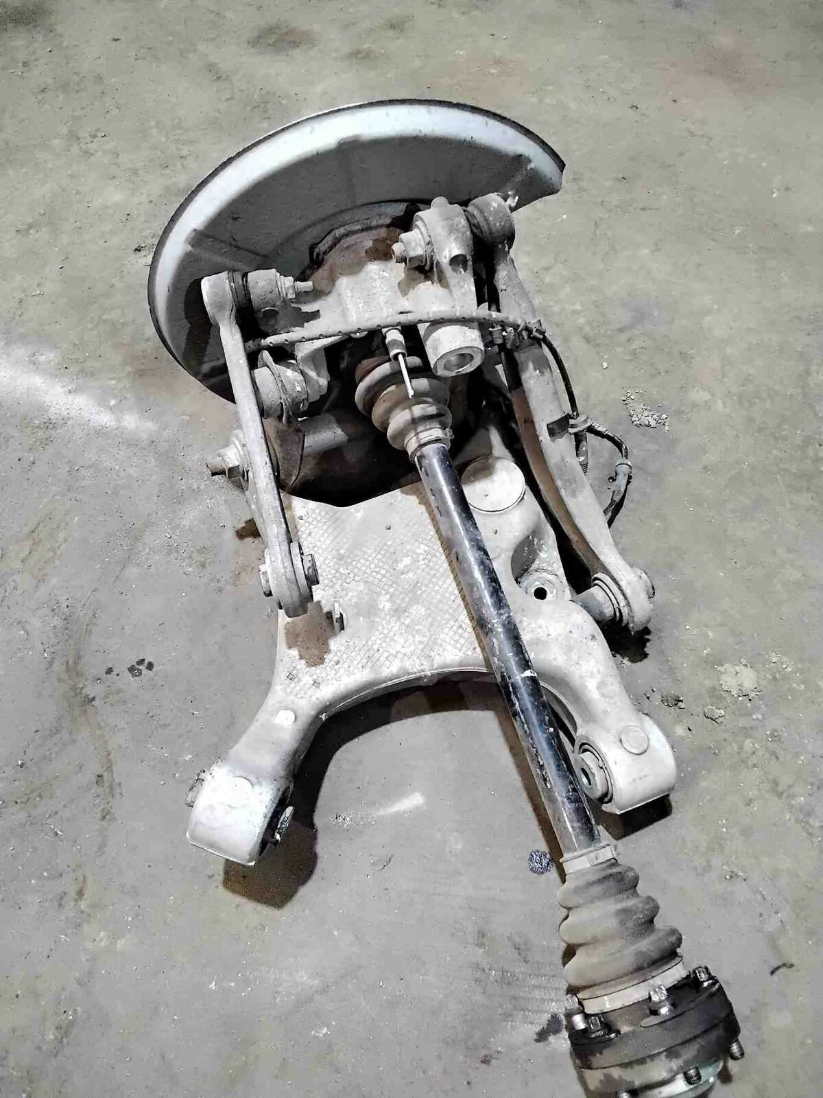 Rear Knuckle/stub Axle BMW 525 SERIES Right 04 05 06 07
