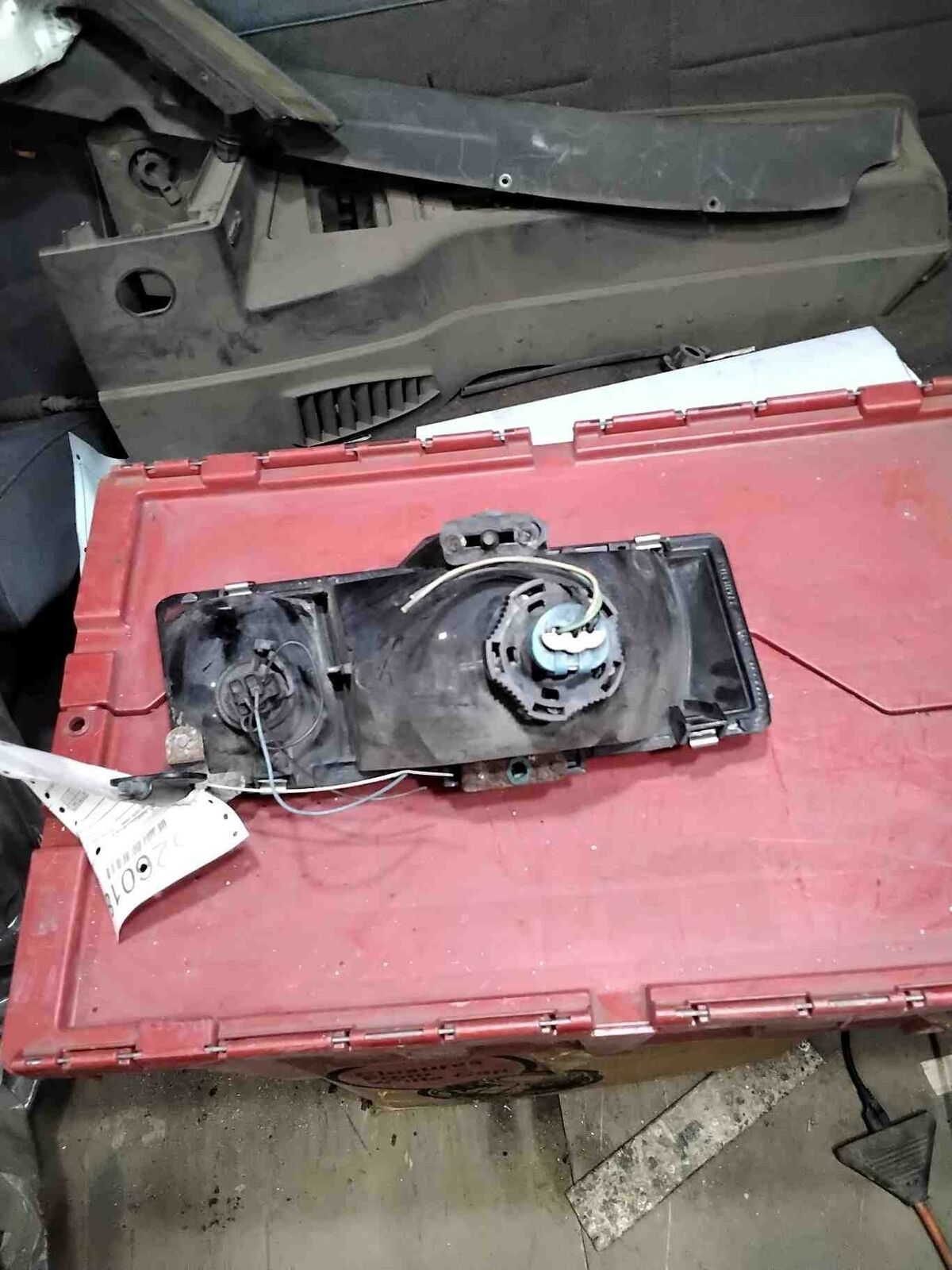 Headlamp Assembly CHEVY CAVALIER Left 91 92 93 94