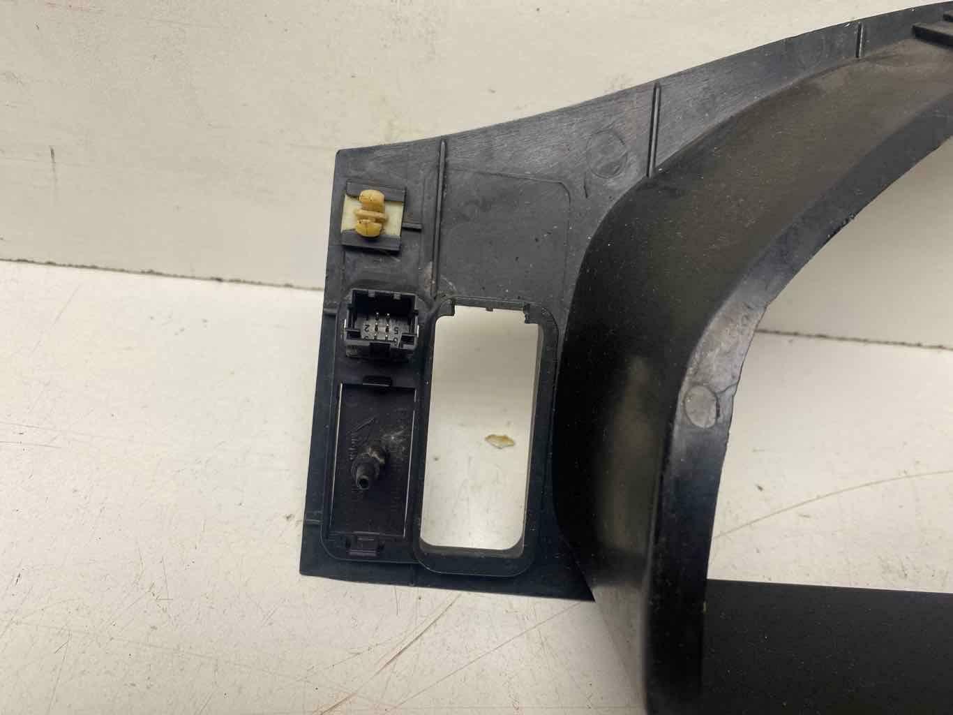 Instrument Cluster Trim BMW 850 SERIES 93